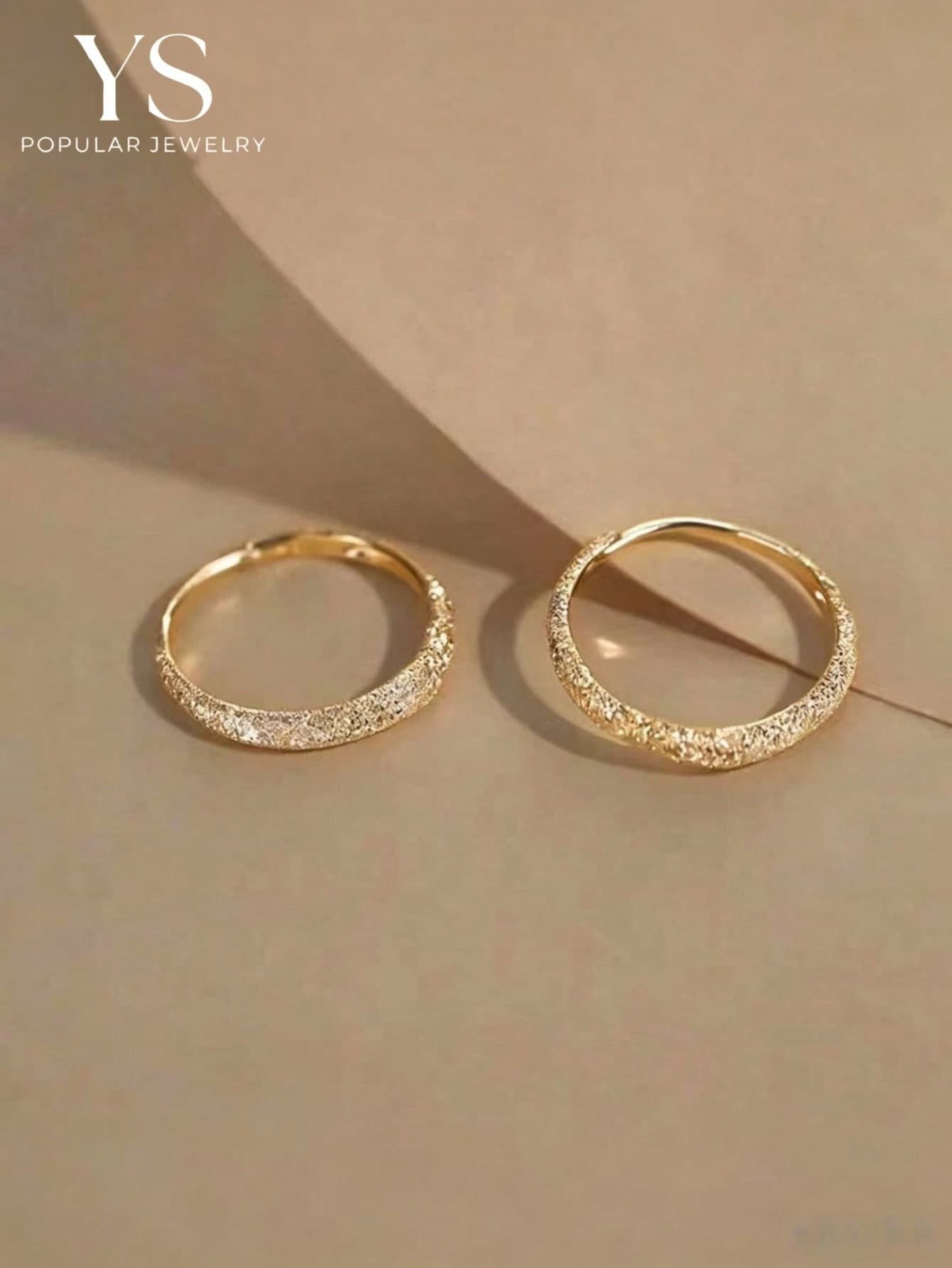 1 Pair Glittery Gold Hoop Earrings For Women, Shiny Minimalist Plain Circle Earrings, Summer Ins Style High-End Daily Wear