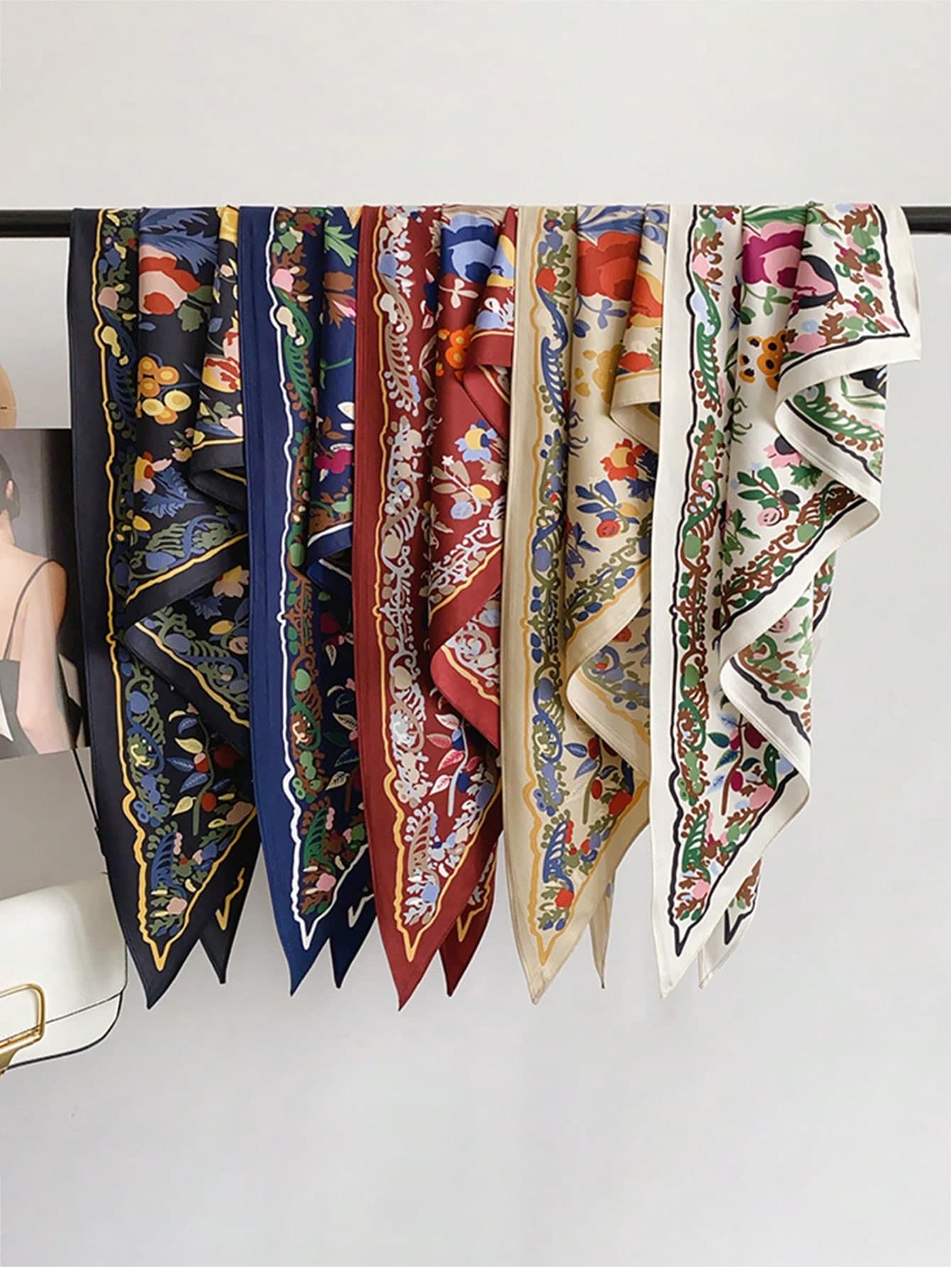 2 Pieces Women's Versatile Vintage Floral Print Triangular Scarf, Multipurpose Square Scarf: Belt, Headband, Neck, Head, Elegant For Clothing