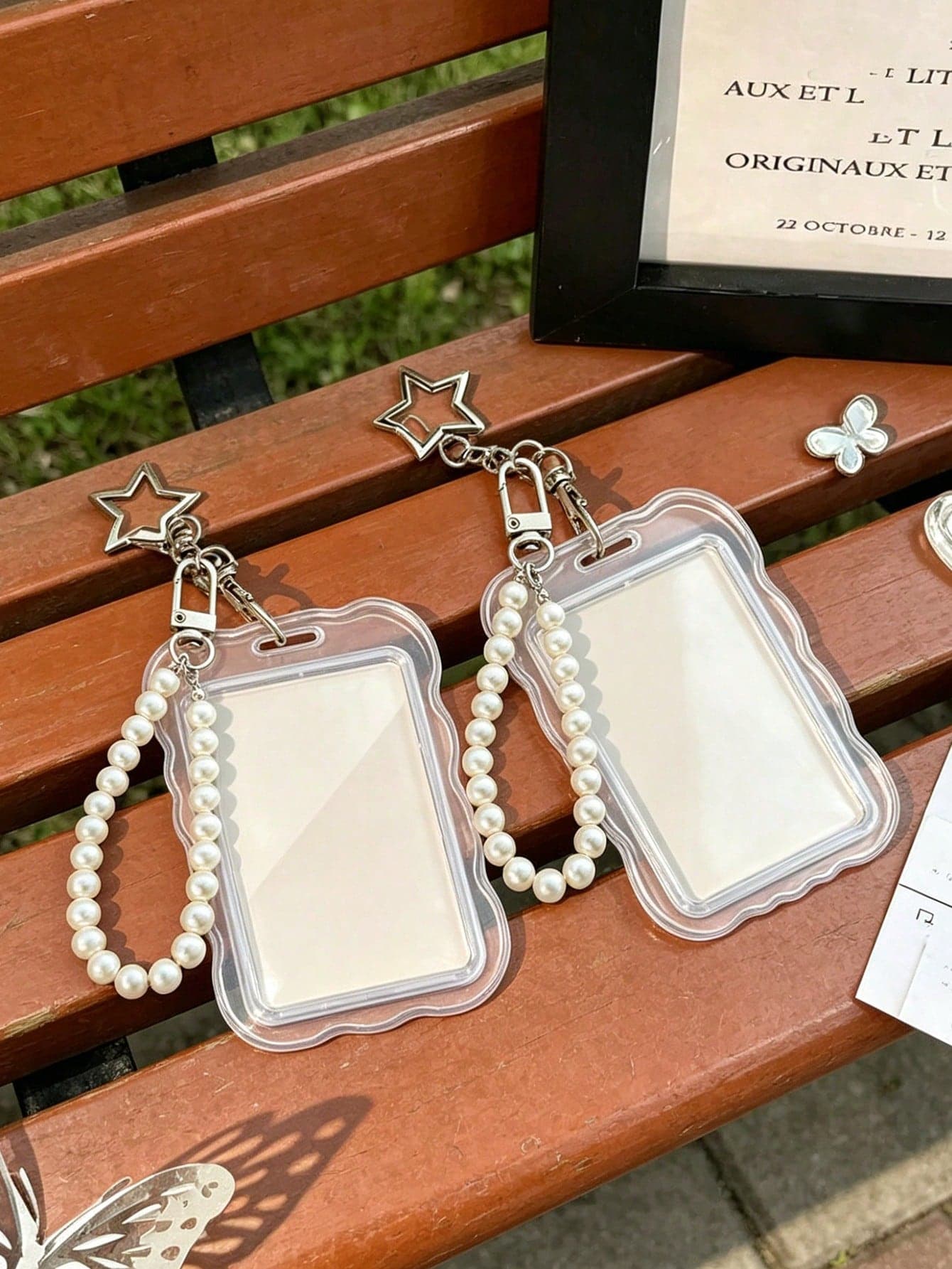 Transparent Wavy Edge Card Holder Keychain With Pearl Chain And Star Clasp, Durable And Fashionable, Designed For Women, Playful And Practical Plastic Structure, Campus Essential, Beautiful Design, Can Store ID Card, Bank Card, Bus Card And Keys, Campus Commute Essential Document Protector, Student Campus Commute Essential, Practical And Fashionable