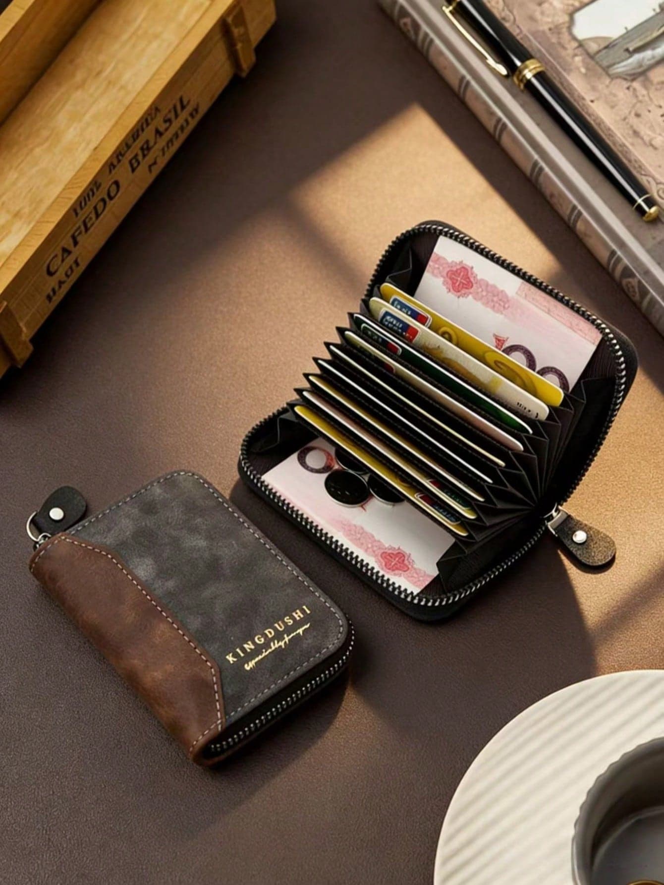 Men's Credit Card Wallet, Large Capacity Multi-Slot Design, Can Hold All Cards And Cash, Suitable For Daily Commute Use