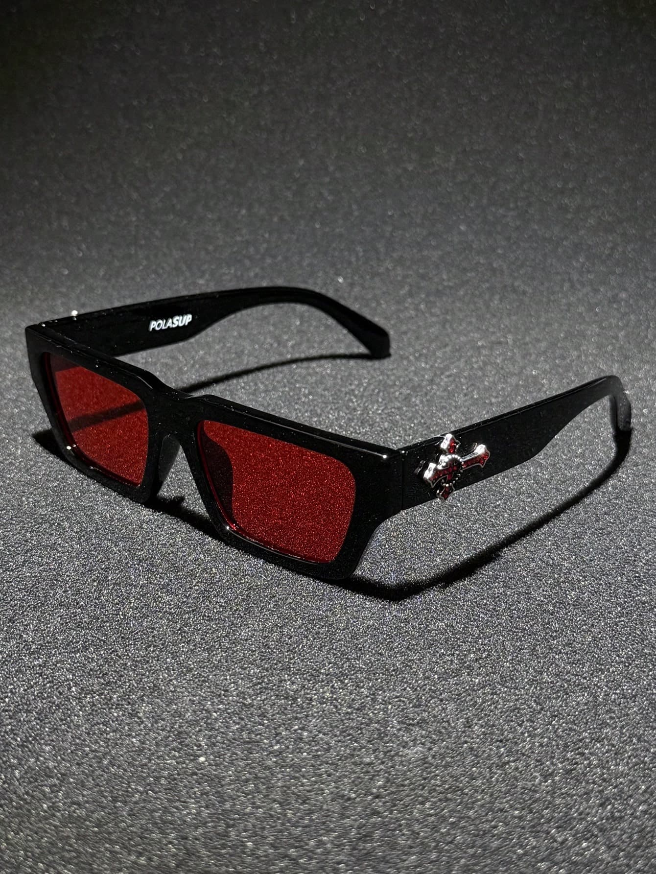 POLASUP 1pc Diamond Cross Heart Men's Polycarbonate Explosion-Proof Lens, Sports Street Retro Flat Top Fashion Glasses, Copper Hinge Non-Plastic Hinge, UV400 Anti-UV Sun Protection, Comes With Glasses Rope, Cleaning Cloth; All-Season Unisex Y2K Retro Square Travel Fashion Decorative Sunglasses, UV Protection
