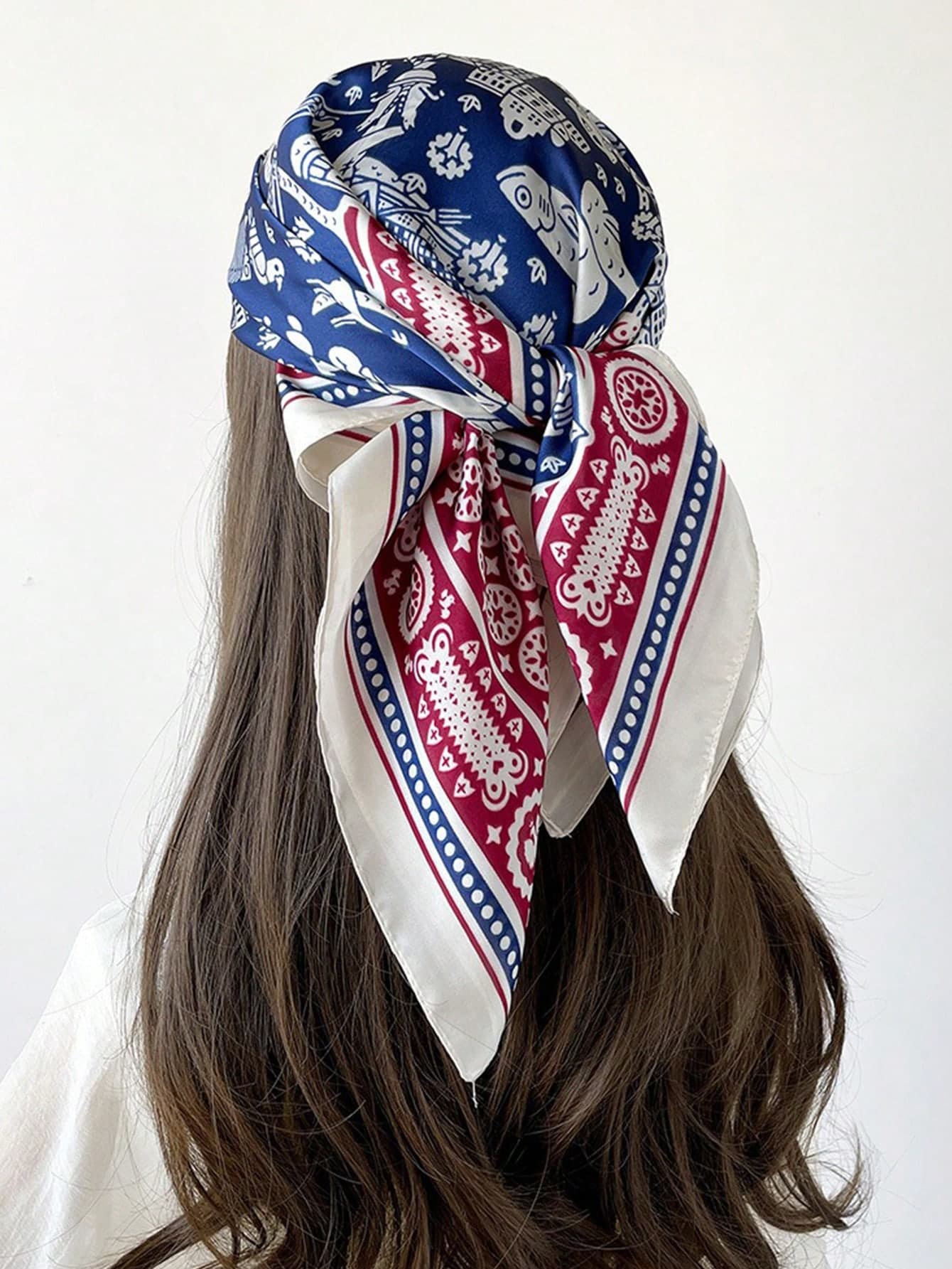 1pc Faux Silk Paisley Floral Print 70cm Small Square Scarf, Women's New Bandana, Versatile Ribbon Belt, Bag Accessory, Headscarf, Hair Accessory, Fashionable Silk Scarf