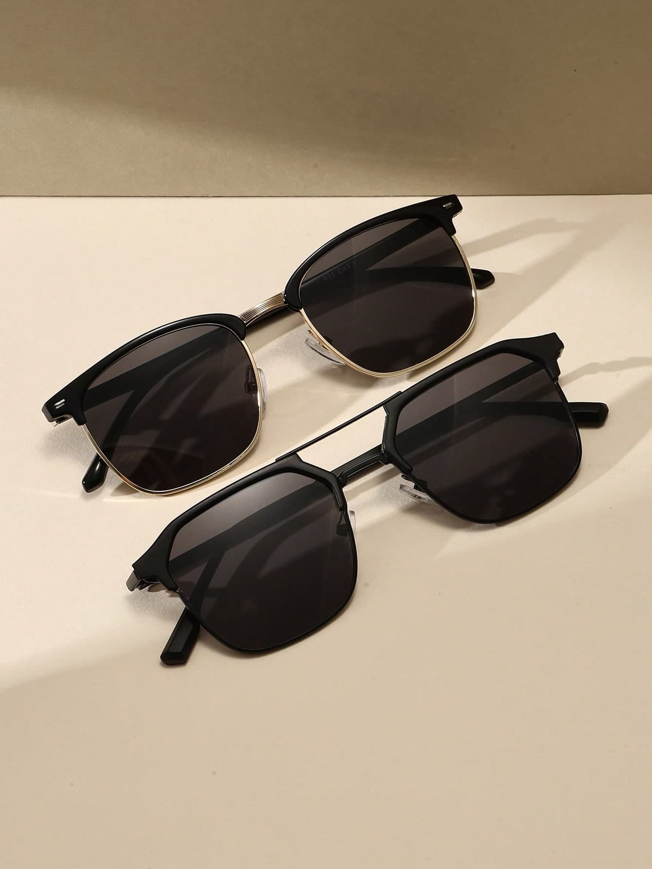 2PCS Men's Vintage Square Metal Fashion Sunglasses Classic Style Decorative Travel Beach Vacation Casual Daily Wear Summer Sun Protection Anti-UV Driving Sunglasses For Women