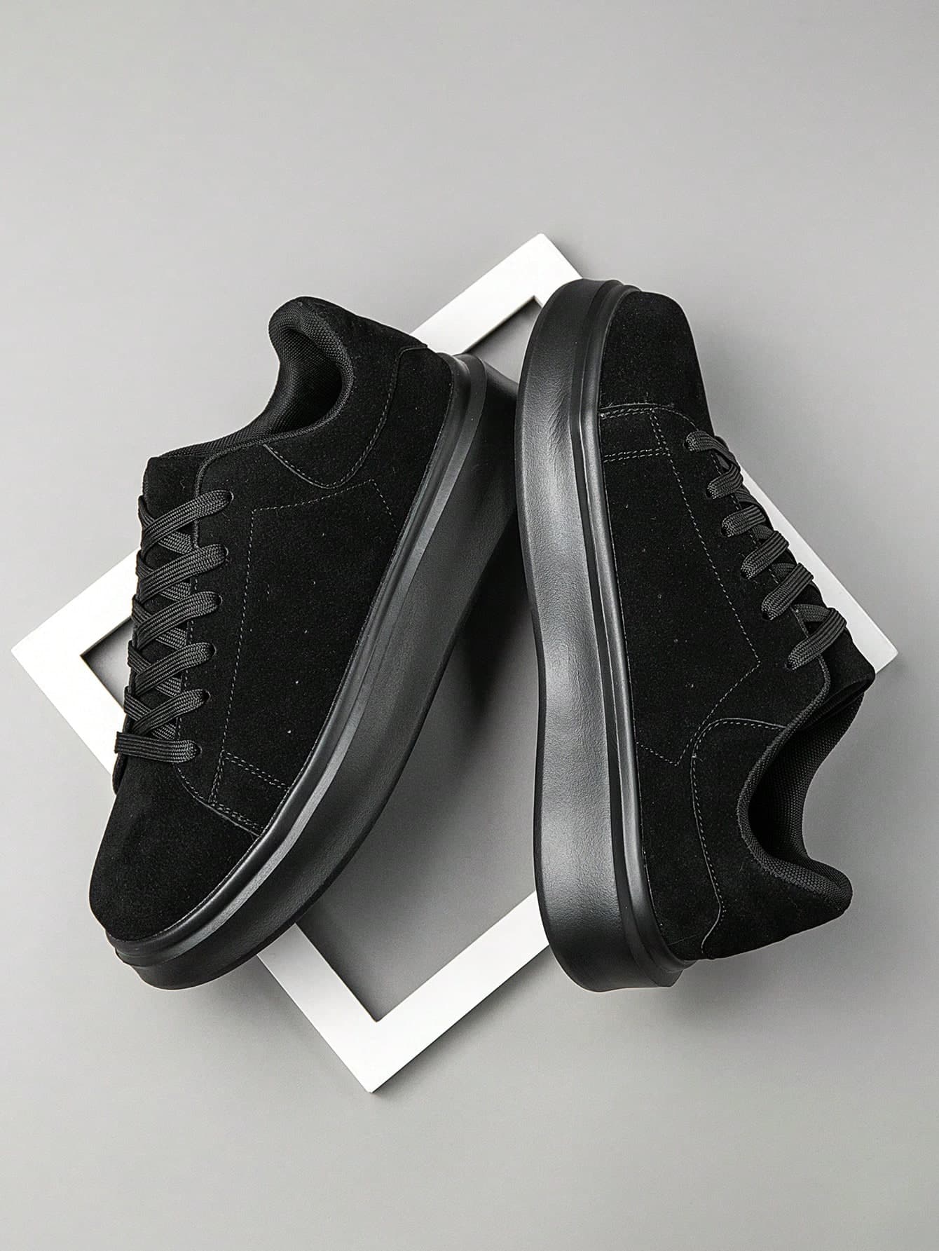 Men's Classic Black & White Colorblock Casual Skateboard Shoes, Outdoor Korean Style Daily Height-Increasing Walking Sports Shoes