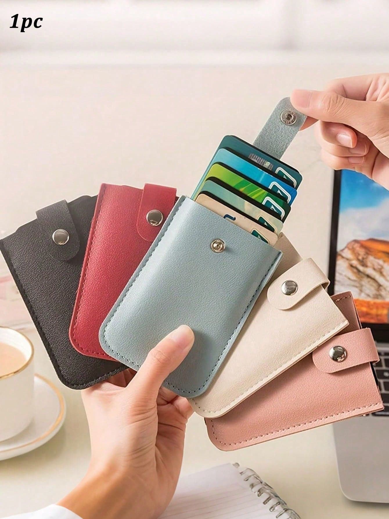 Slim Minimalist Wallet, Women's & Men's Pull-Out Front Pocket Card Holder. This Card Holder Features A Wallet-Style Pull-Out Design For Convenient And Quick Access. The Snap Closure Design Is Secure And Reliable, Effectively Preventing Card Loss Or Damage. It Can Be Stacked For Storage, Saving Space And Keeping Things Organized.