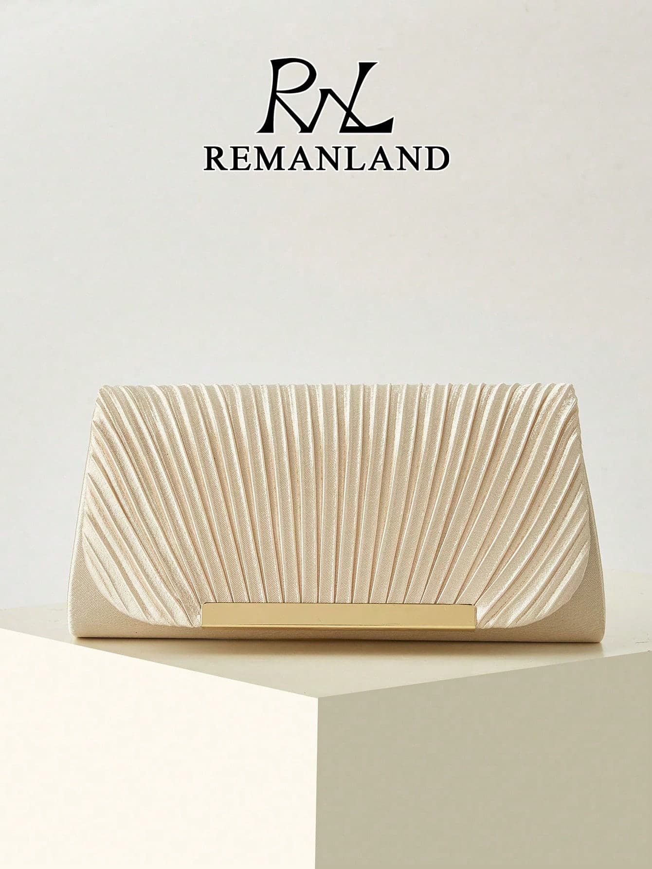 REMANLAND Luxurious Charming Apricot Diagonal Pleated Clutch, Highlighting Exquisite 3D Pleated Texture, Adorned With Gold-Plated Metal Frame, Radiating Warm And Elegant Elegant. It Is A Fashionable Companion For Cocktail Parties, Social Gatherings And Celebrations, Exuding Elegance And Sophistication. It Is The Best Gift For Women