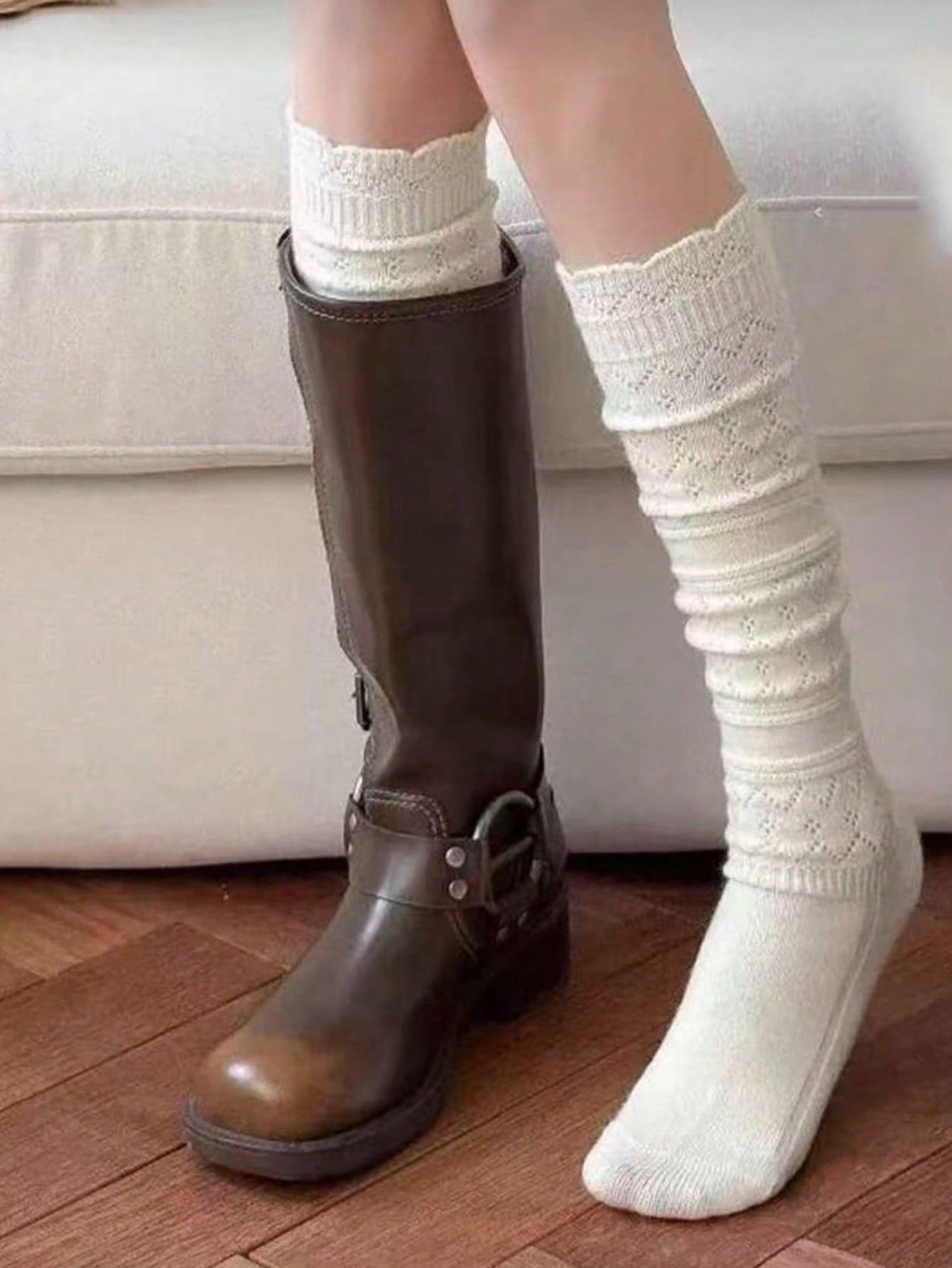 1 Pair Autumn/Winter Hollow Wool Pile Calf Socks Runway Warm Knitted Layered Mid-Calf Socks Sweet Versatile White Socks