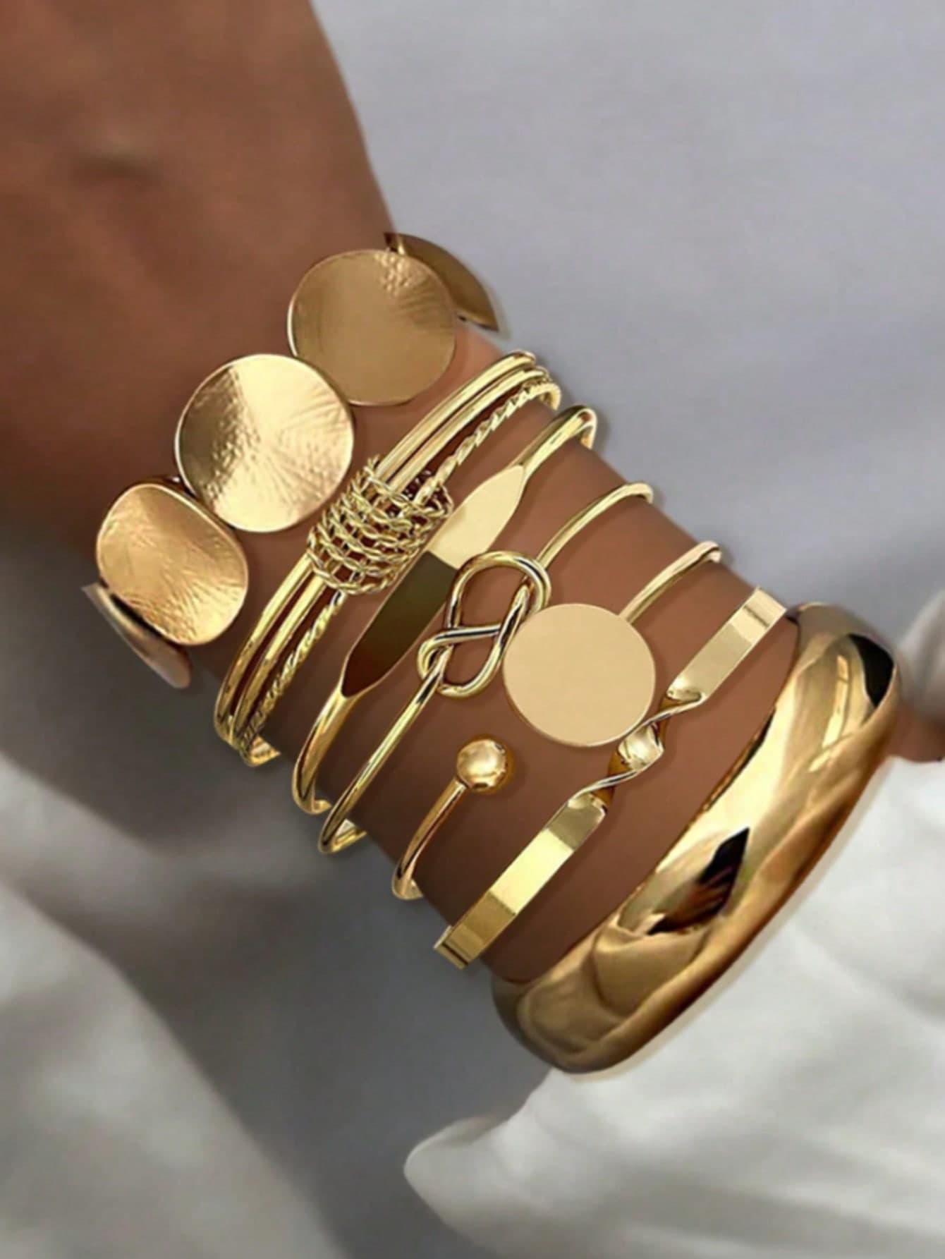 7pcs Vintage Hammered Geometric Gold Bracelet Set, Niche High-End Layered Open Cuff Bangles For Women, Commuter Accessories