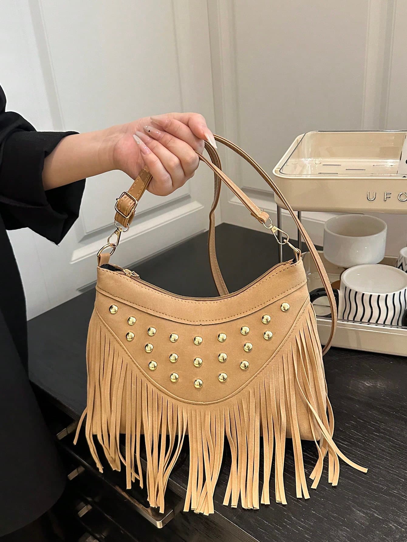 1PC Khaki Fringe Crescent Underarm Small Bag, Gold Rivet Decor, Dual PU Shoulder Straps Interchangeable, Zipper Closure, Vintage Western Style Daily Crossbody Bag #SuedeLookFringeUnderarmBag #GoldRivetDecorCrossbodyPurse #WesternVintageMiniShoulderBag