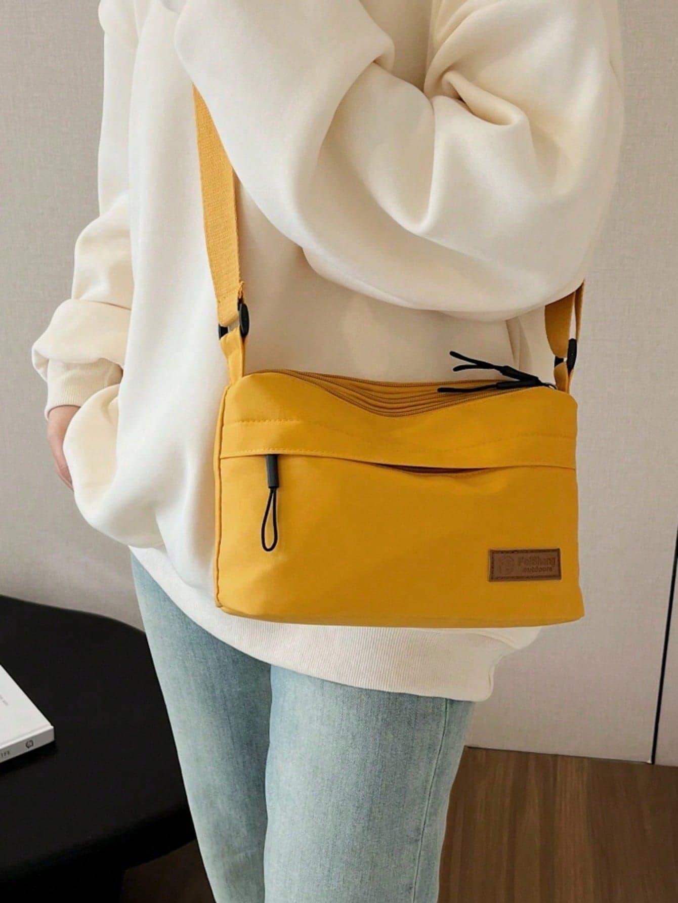 1 Piece Minimalist Black Crossbody Bag Multi-Pocket Design For Daily Use & Casual Outfits