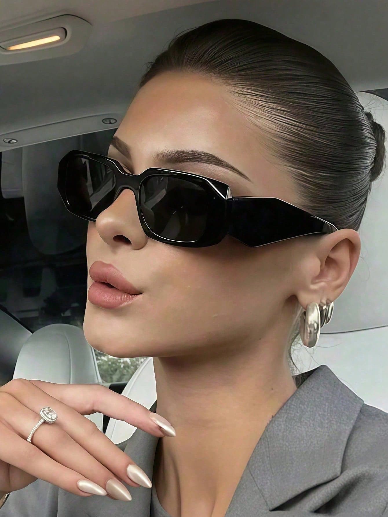 1pc Vintage Personalized Asymmetrical Small Frame Women's Glasses, High-End Street Style Versatile Fashion Eyewear