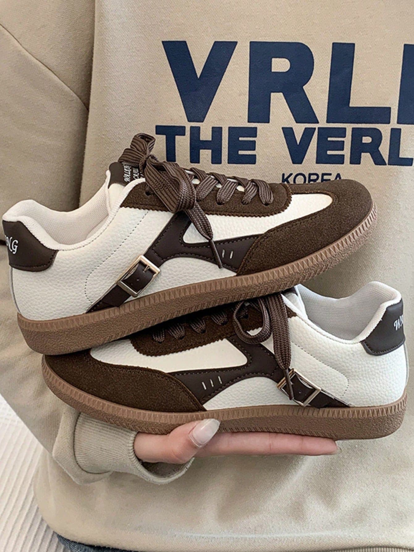 New 2026 Women's Flat Lightweight Comfortable Sports Casual Khaki Student Skate Shoes