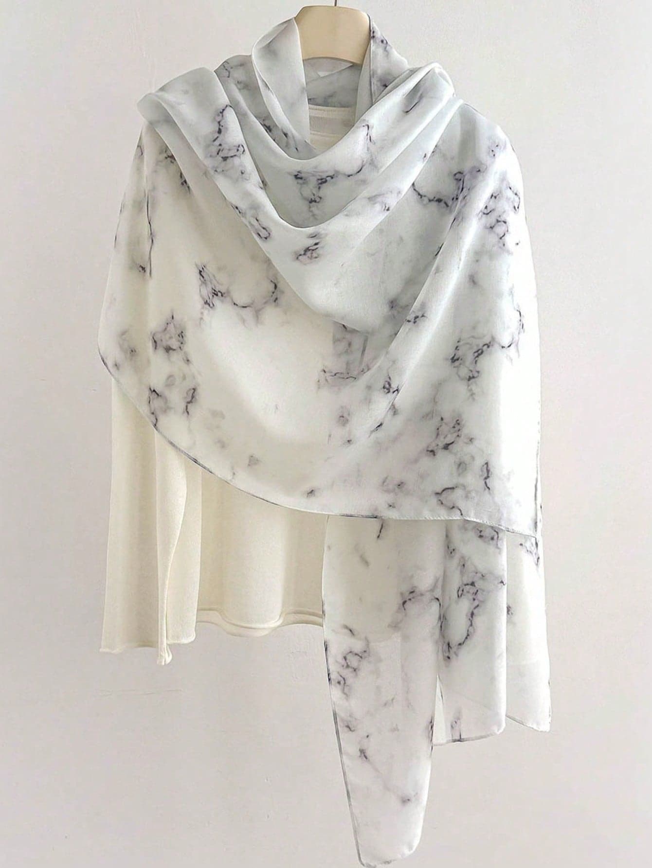 1pc 2026 ALL European & American Style New Fashion High-End Lightweight Ink Print Scarf Long Shawl Silk Scarf Women's Thin Fashion Versatile Floral Print Shawl Scarf Suitable For Holiday Gifts, Travel, Walking, Beach Photography, Street Shopping And Multiple Occasions
