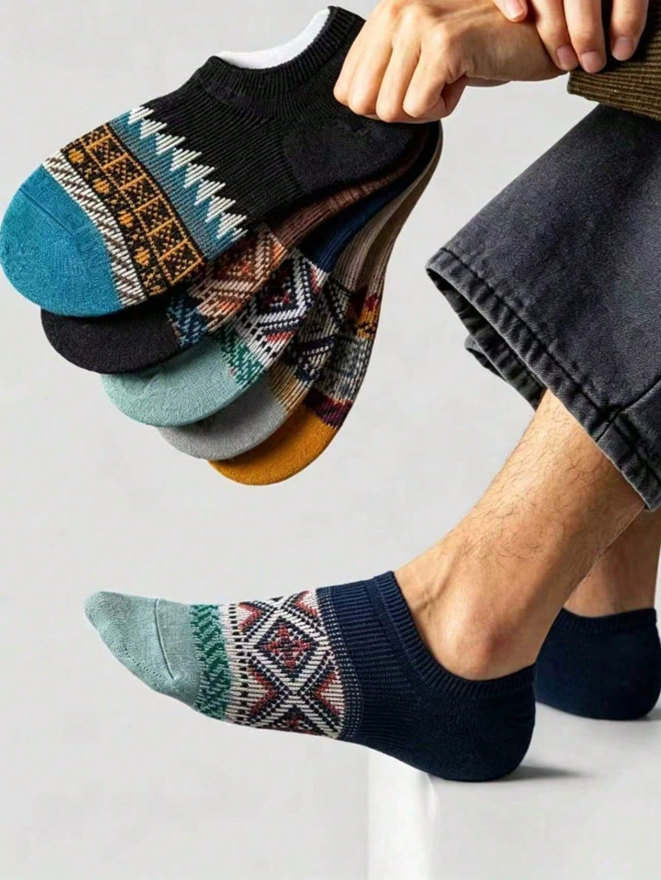 5 Pairs Unisex Multi-Color Geometric Pattern Boat Socks, Breathable, Non-Slip, Invisible, Vintage, Personalized, Suitable For All Seasons Daily Wear