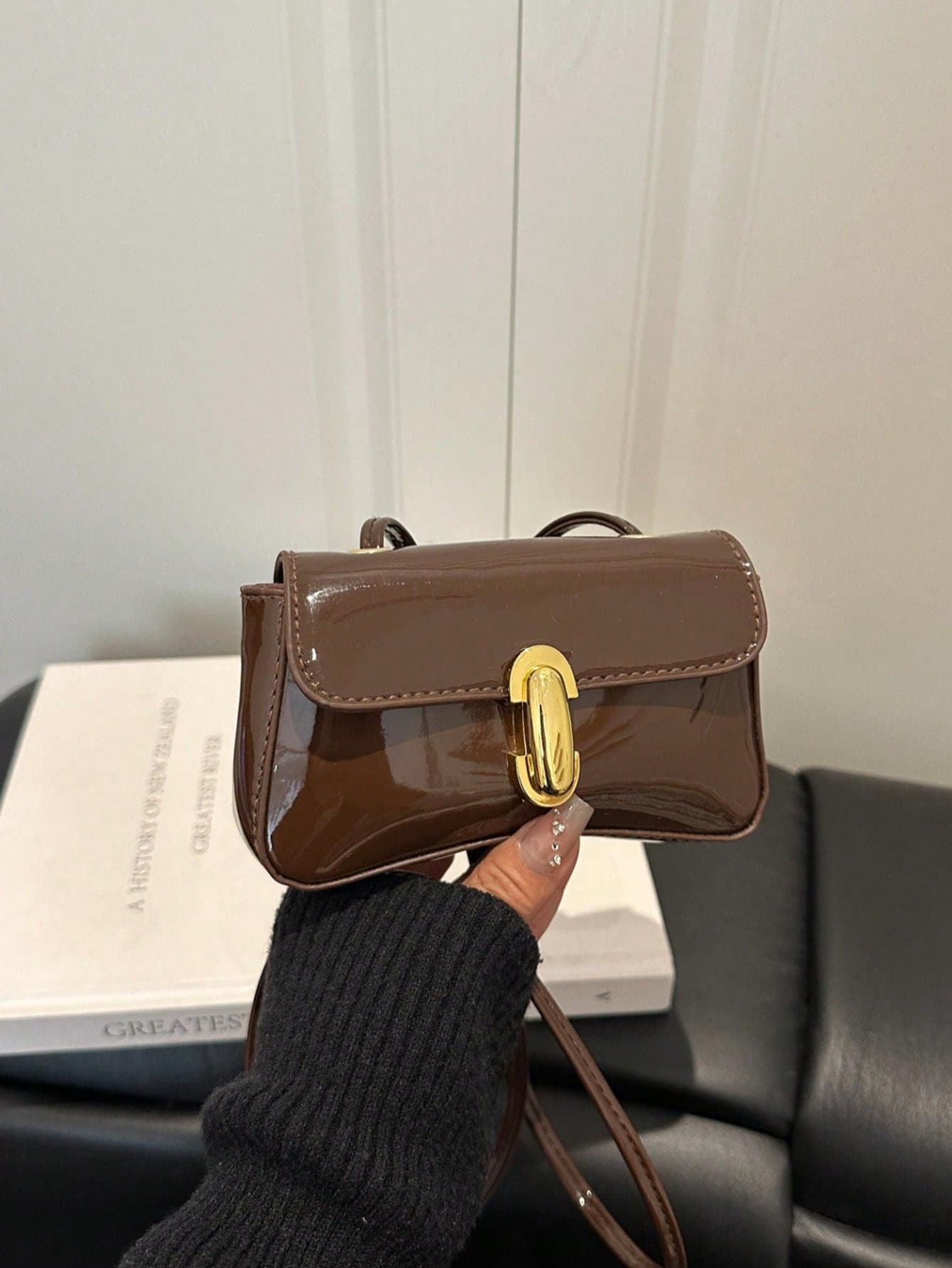 Women's Vintage Faux Leather Flap Decor Shoulder Crossbody Bag, Versatile Classic Commuter Handbag For Dating, Outings, Parties And More