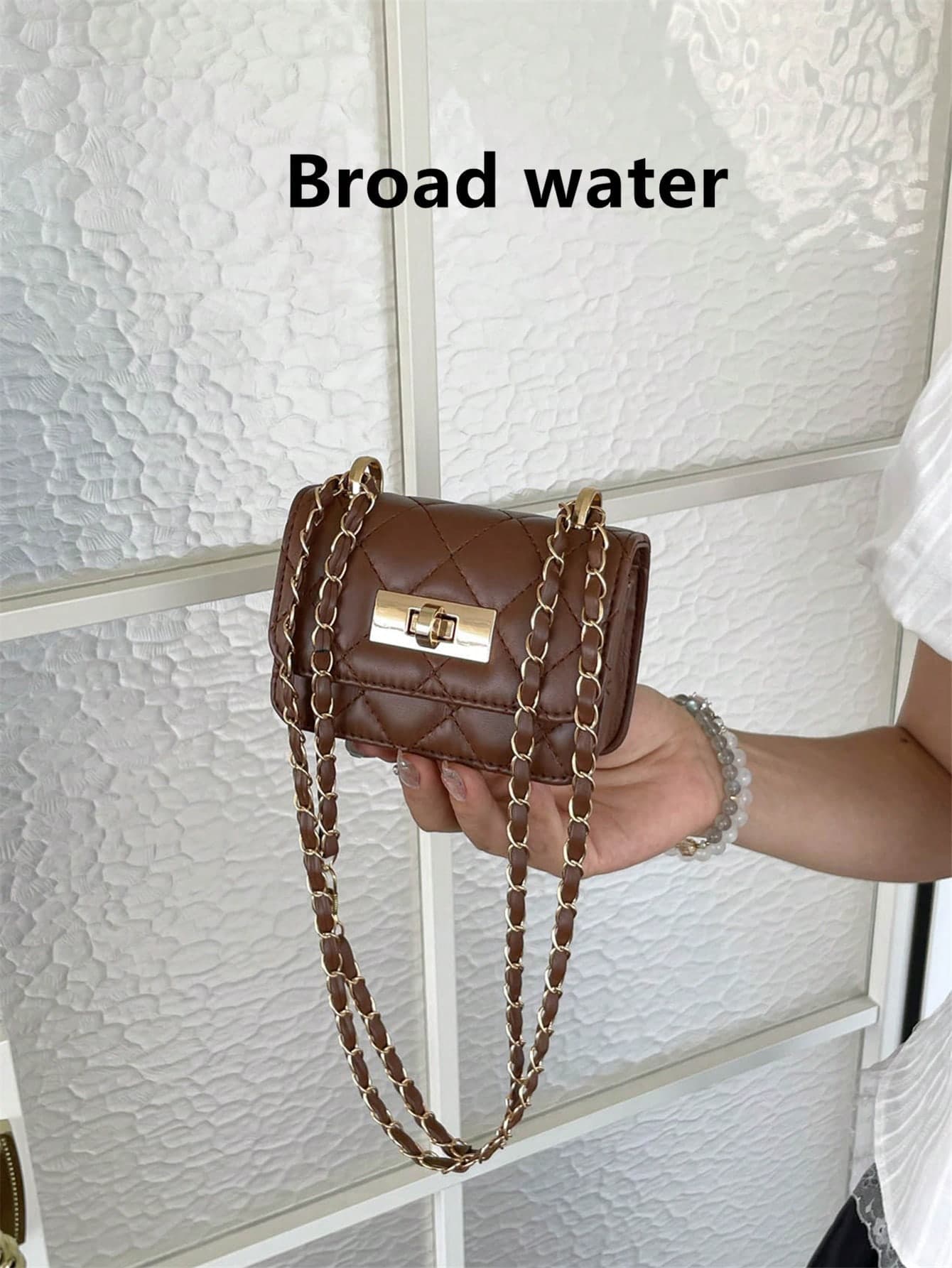 Mini Square New Women's Handbag, Diamond Quilted High-Quality Texture Shoulder Bag, Woven Chain Flap Small Bag, Red Cute Crossbody Bag, Accessory Bag