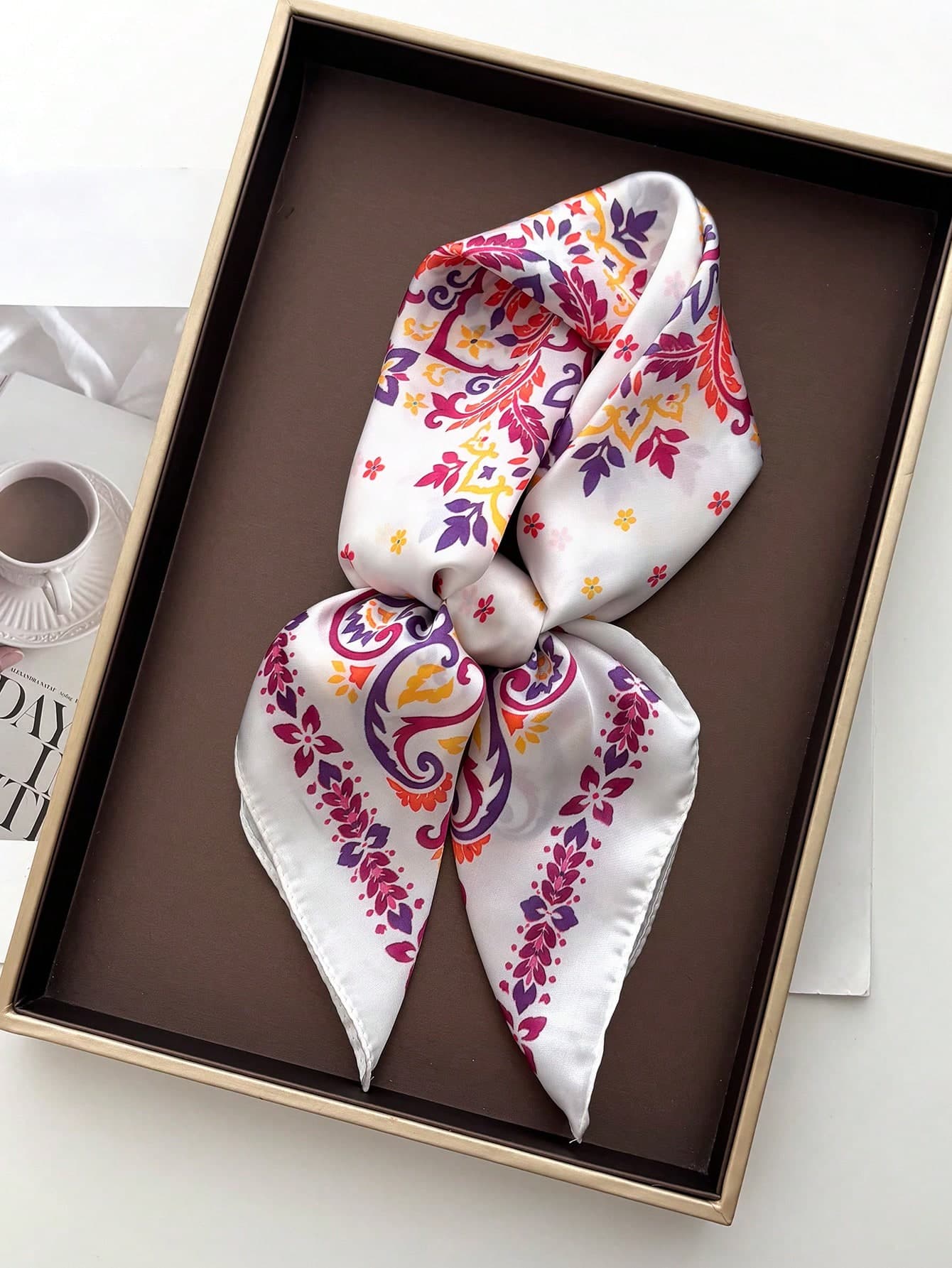 1pc 2026 Spring/Autumn Casual European & American Style Abstract Fashion Color Faux Silk Printed 65*65cm Headscarf Unisex Scarf Shawl Silk Scarf For Outdoor Cycling Work Travel Street Dance Party Shopping Dating Matching