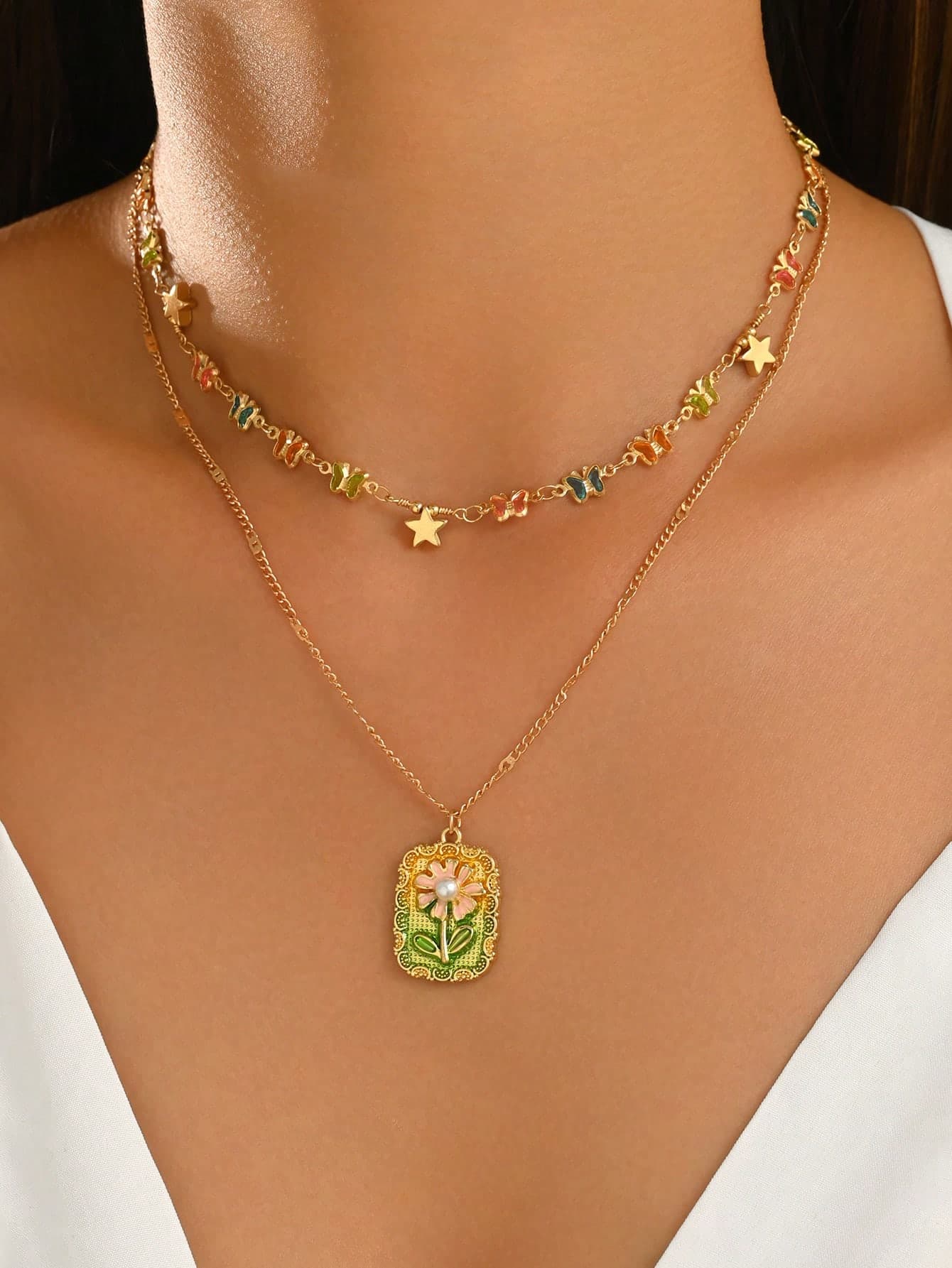 2pcs/Set Exquisite Elegant Colorful Butterfly Rhinestone Neck Chain Layered Square Flower Pendant Necklace Sweet Daily Women's Neck Jewelry Suitable For Daily Wear And Vacation Date Chain Length Cut By Section Randomly Colored Rhinestone Color Arrangement Also Random