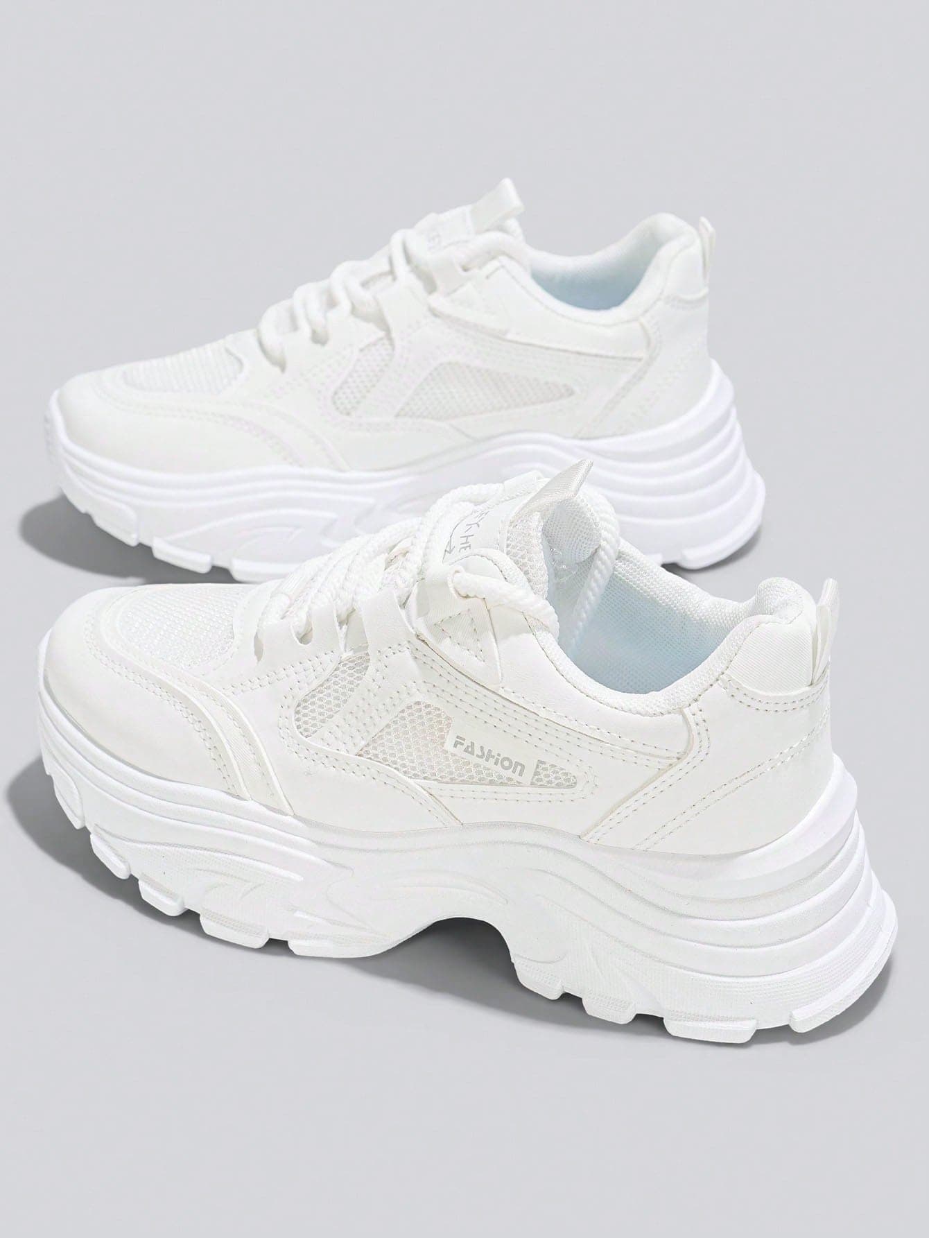 Flipark Women's Inner Height Increase Chunky Sneakers, Spring/Autumn New Style, Versatile Thick Sole Casual Sports White Sneakers For Petite Women