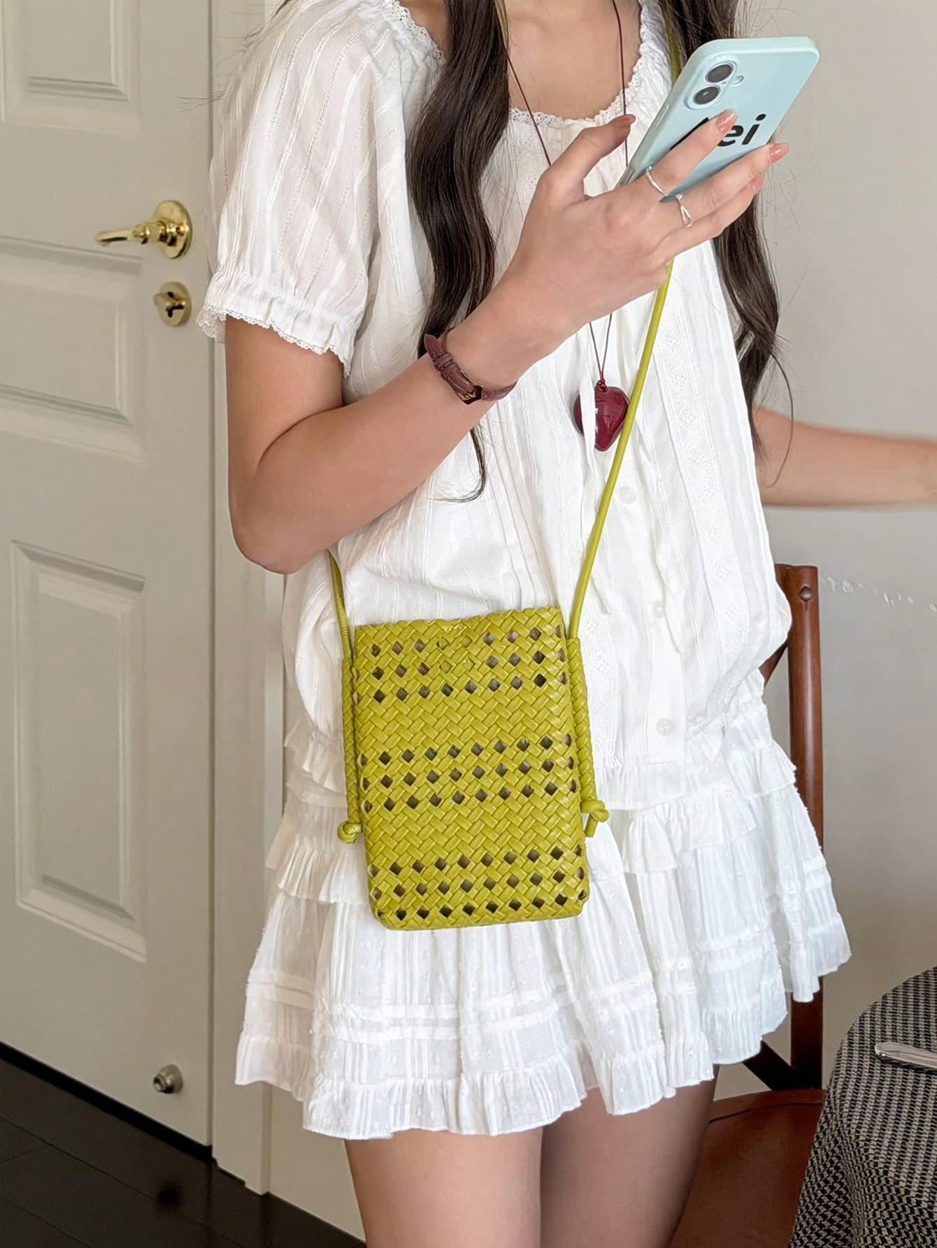 2026 Summer New Hollow Woven Mini Casual Shoulder Crossbody Phone Bag