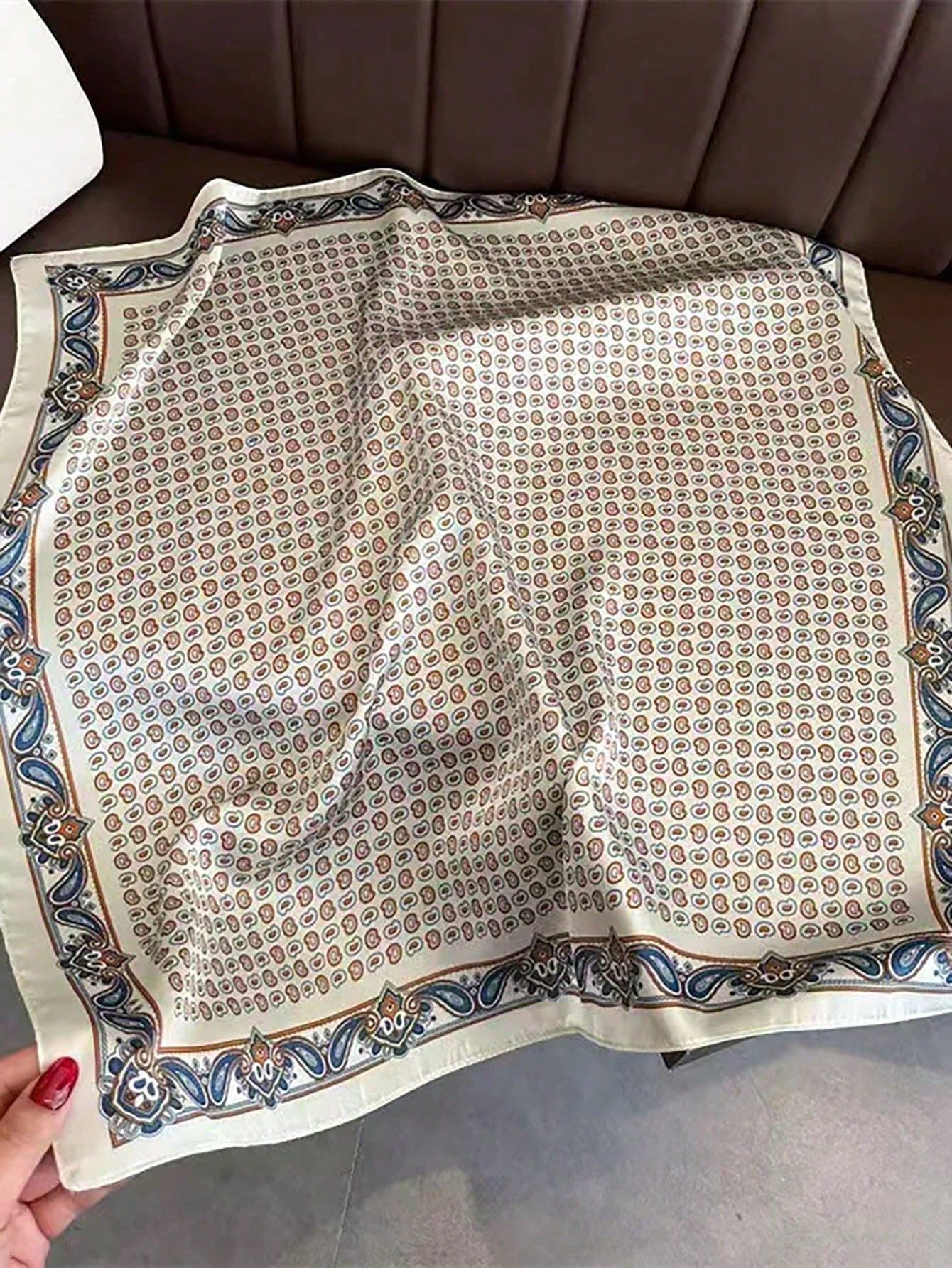 1pc Spring Fashion Versatile Women's Square Scarf