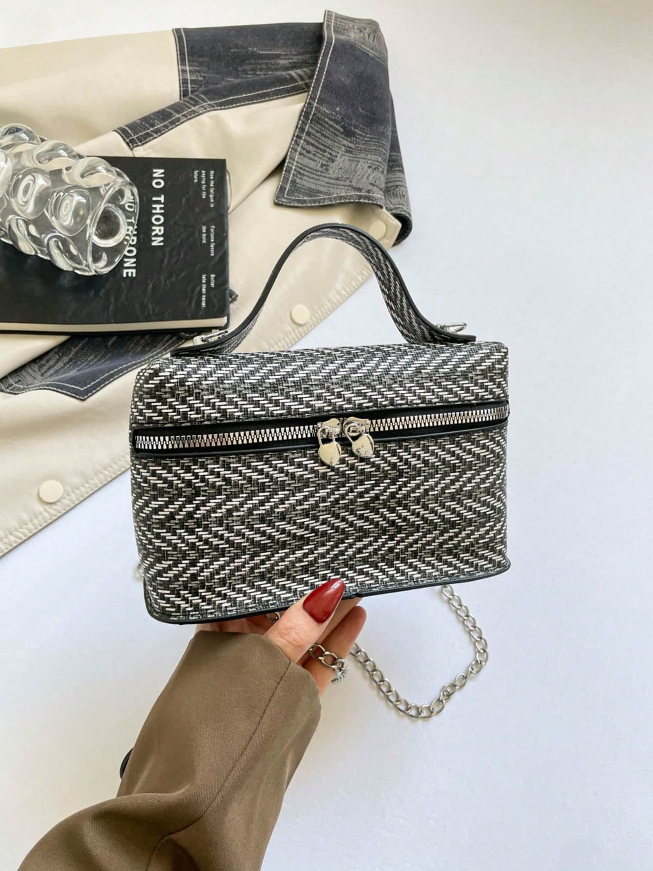 Niche Chain Crossbody Bag For Women, Summer New Minimalist Mini Fashion Shoulder Square Bag