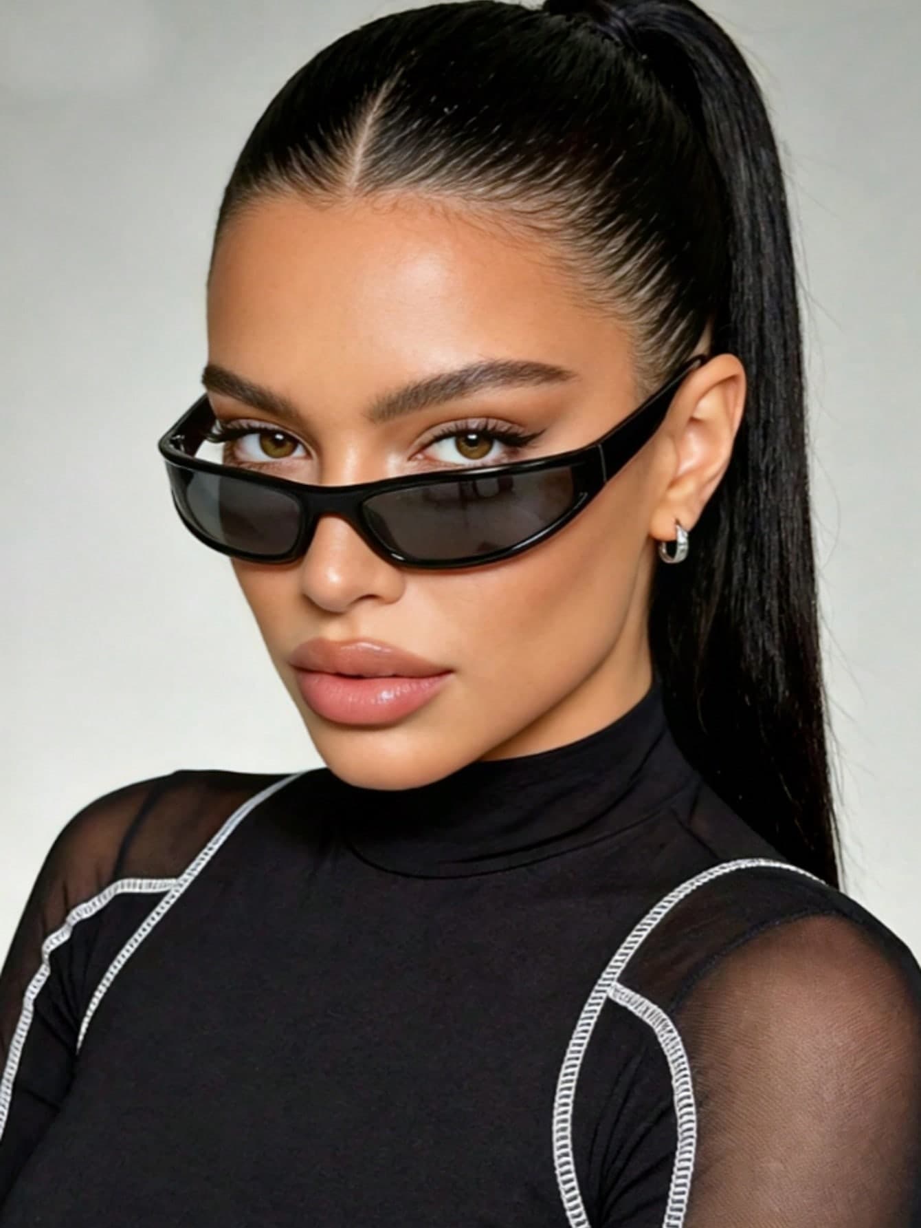 1 Pair Black Wrap-Around Small Frame Women's Fashion Glasses Y2K Avant-Garde Personalized Glasses Narrow Frame Small Futuristic Style Women's Glasses
