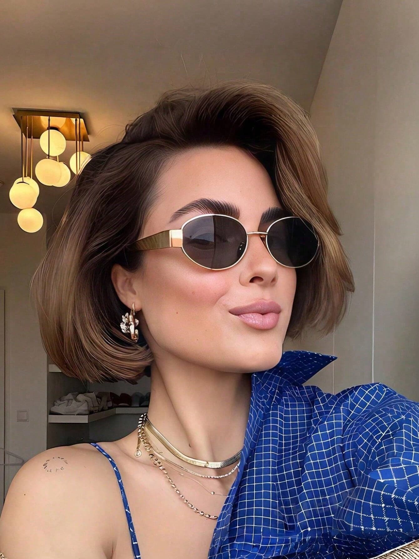 Vintage Oval Metal Frame Fashion Glasses, Suitable For Multiple Outfit Scenarios: Casual Daily, Elegant Commute, Atmospheric Hot Girl, Retro Street Style, Party Gatherings, Etc. Lenses Are Made Of Polycarbonate (PC) Material, Stylish And Versatile Design, Suitable For Both Business And Casual Wear, Same Style As Influencers With Full Atmospheric Vibe; Metal Texture Frame Paired With Oval Lens Shape, Compact And Durable, Not Picky About Outfit, Suitable For All Seasons, Especially Appropriate For Summer Beach Vacation And Outdoor Travel.