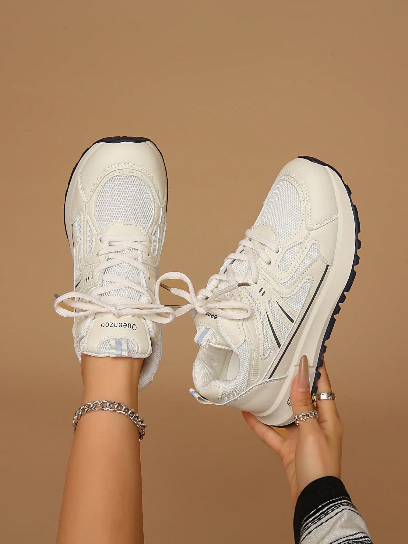 SOCTU Women's Round Toe Fashion Lace-Up Thick Sole Student Style Height-Increasing Casual Comfortable Running Sports Shoes
