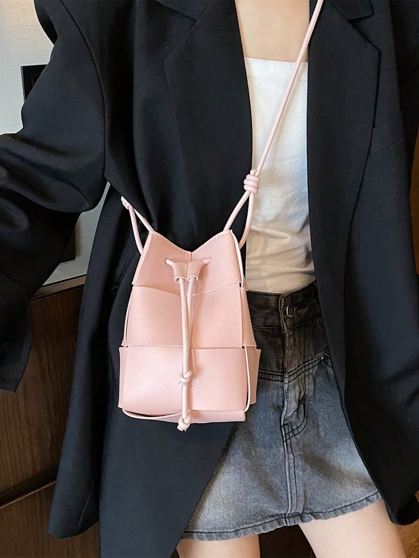CHERIMATE 1pc Fashion Mini Bucket Bag, Versatile Casual Woven Women's Handbag, Premium Commuter Crossbody Bag, Small Niche Design Shoulder Bag For Daily Use
