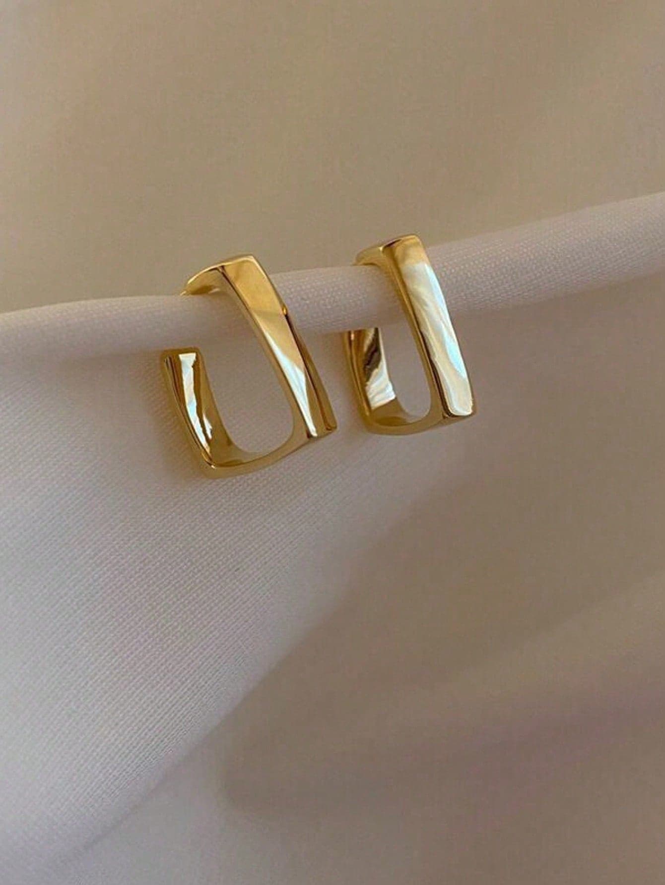 Korean Style New Geometric U-Shaped Earrings, Fashion Luxurious Minimalist Elegant Stud Earrings For Women