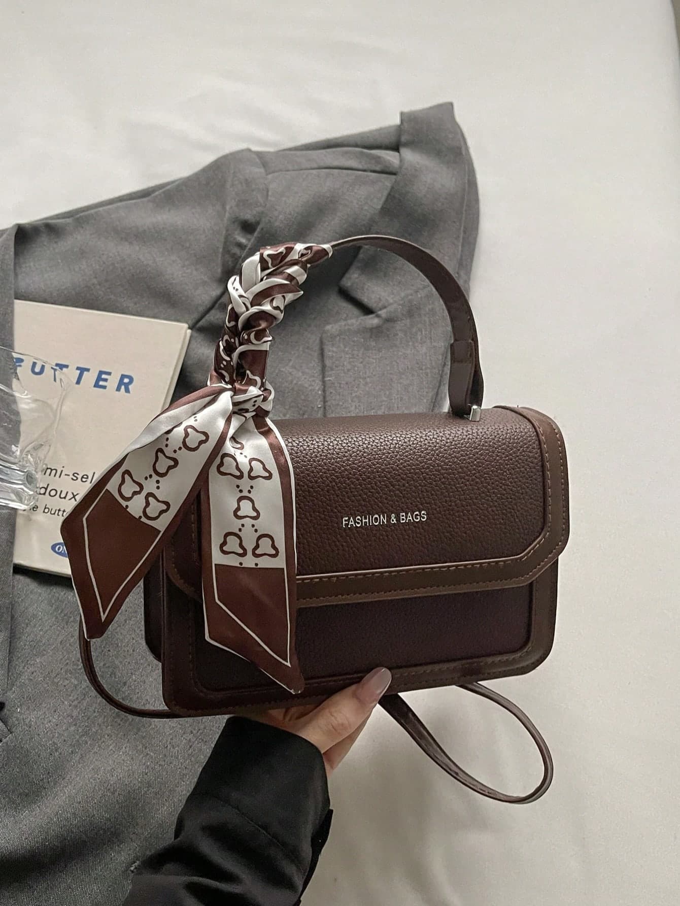 Free Scarf Korean Style Personalized Retro Handbag For Women 2026 New Korean Style Patchwork Contrast Color Fashionable Versatile Shoulder Crossbody Small Square Bag