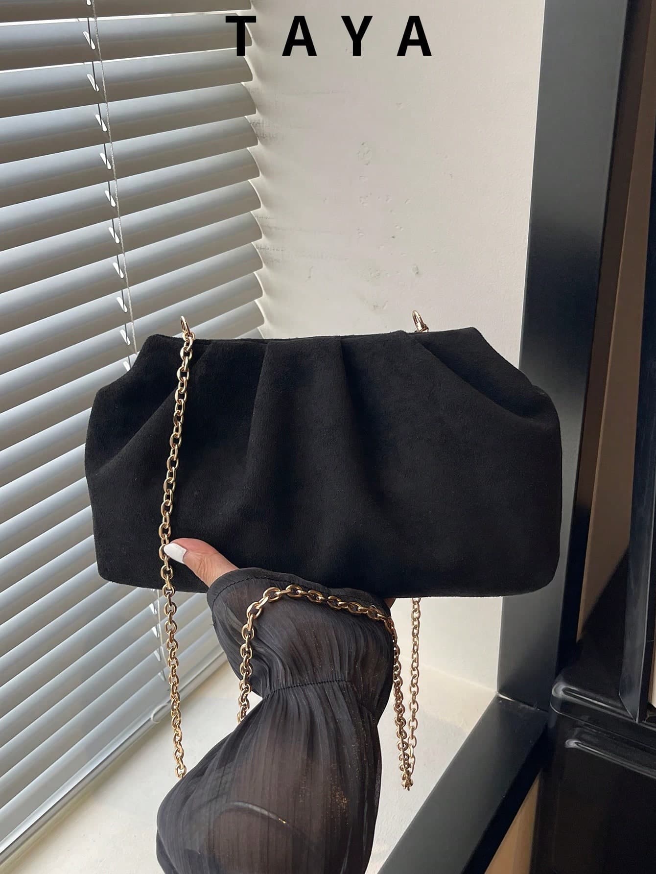 New Vintage Fashion Solid Color Pleated Bag, Metal Chain, Small Capacity Lightweight Minimalist, Elegant Texture Crossbody Bag. Suitable For Women's Daily Life, Casual, Commuting, Work, Vacation And Student Use