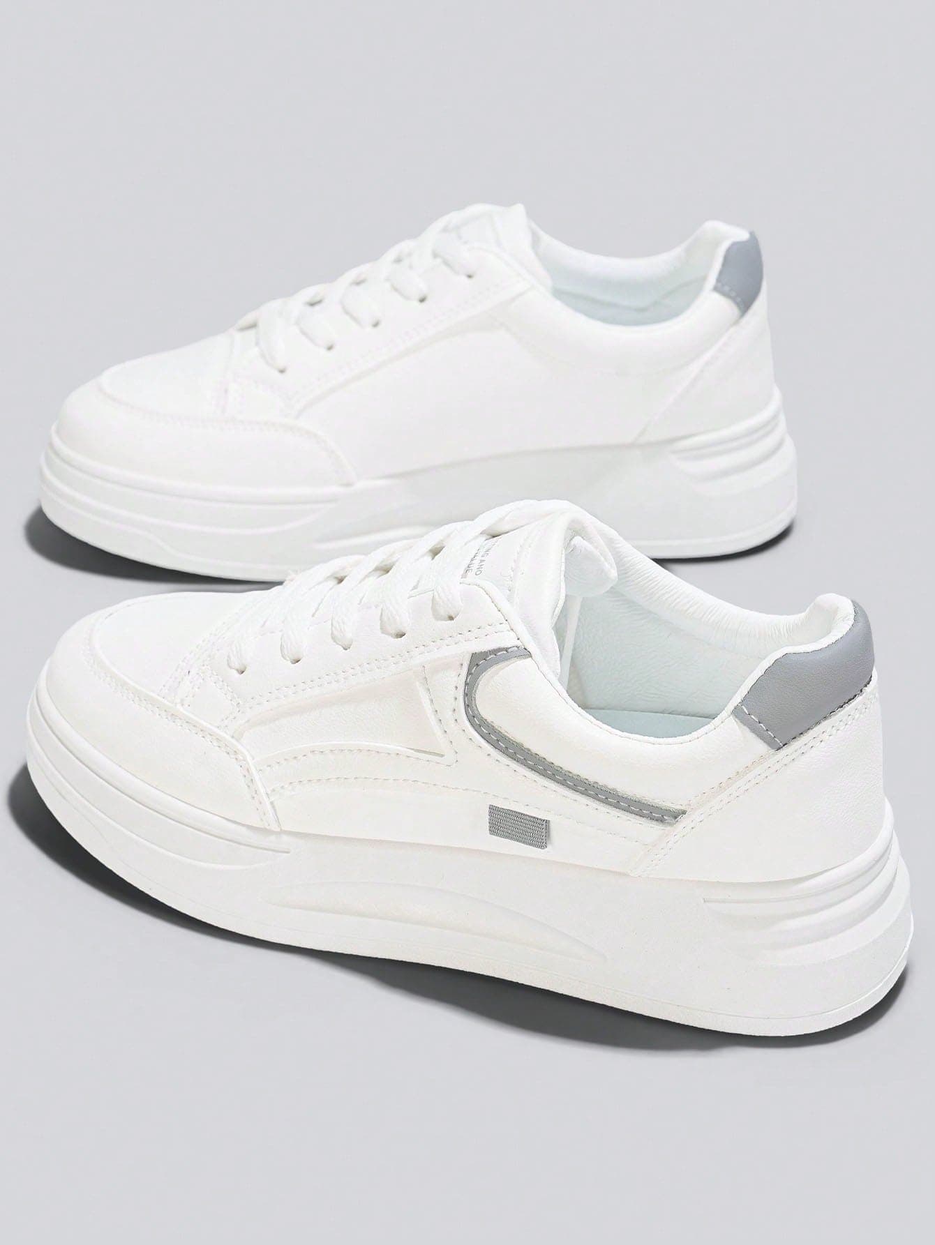 Flipark 1 Pair Casual Sporty White Shoes, Versatile And Lightweight, Suitable For Students Going Out. 1 Pair Versatile Fashion Sporty Lightweight Small White Sneakers For Women, Student Shoes, Small Sizes Suitable For Petite Females.