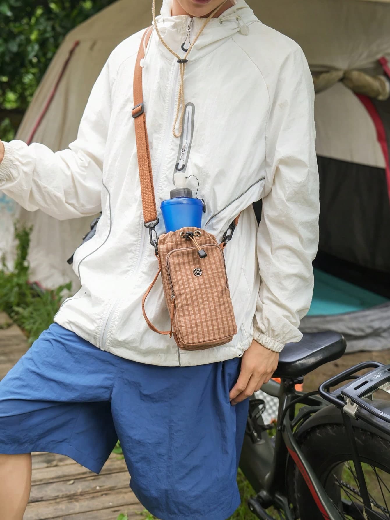 Outdoor Plaid Drawstring Phone Crossbody Bag, Mini Waterproof Grid Fabric With Water-Repellent Surface, Drawstring Closure Can Hold Water Bottle, Multiple Compartments For Phone, Keys, Water Bottle And More. Adjustable Wide Shoulder Strap For Comfortable Long-Term Wear, Multiple Colors Available, Lightweight And Portable, Versatile For Camping, Cycling, Hiking, Daily Commute And Travel Mini Water Bottle Crossbody Bag. (Water Bottle Is For Display Only, Not Included)