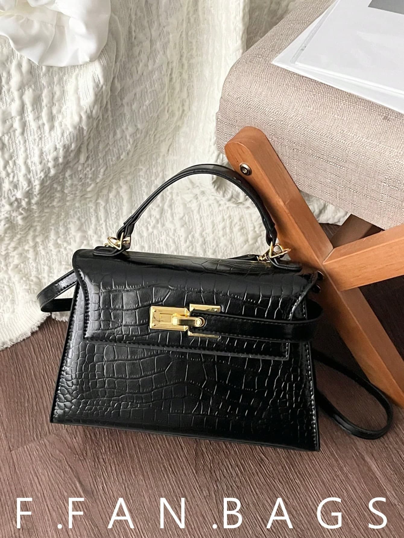 Women's Small Handbag With Lock Closure, 2026 Spring/Summer New Crocodile Embossed Crossbody Bag, Versatile Mini Tote, PU Material