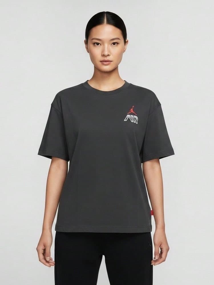 Jordan Women's AS W J SS GF GFX TEE SK8 Short Sleeve Knit Collarless T-Shirt TIM7133-045