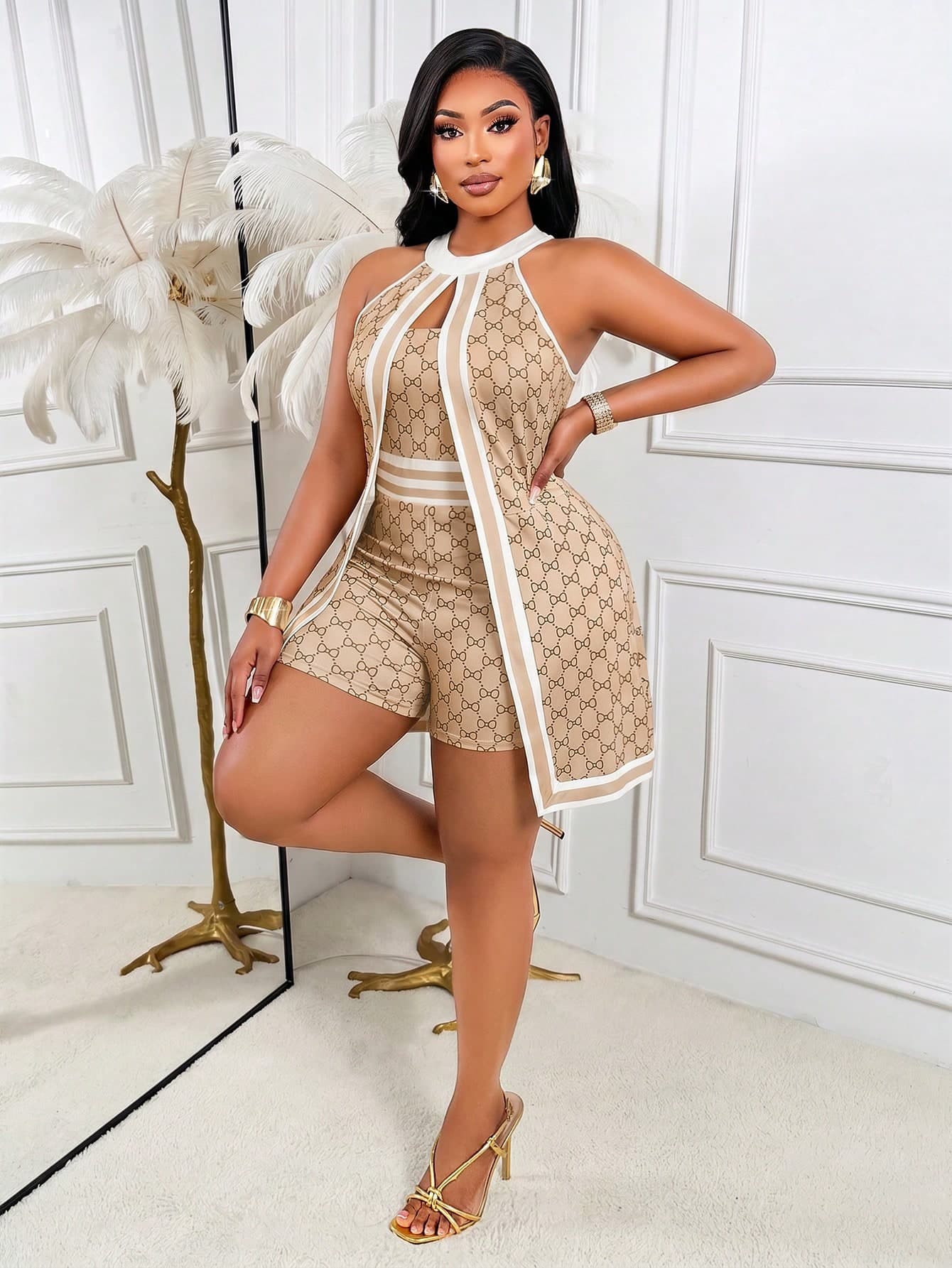 AIJ Plus Size Floral Print Jumpsuit, Elegant Halter Neck Cutout Top + Shorts Set, Casual Summer Party Vacation Outfit