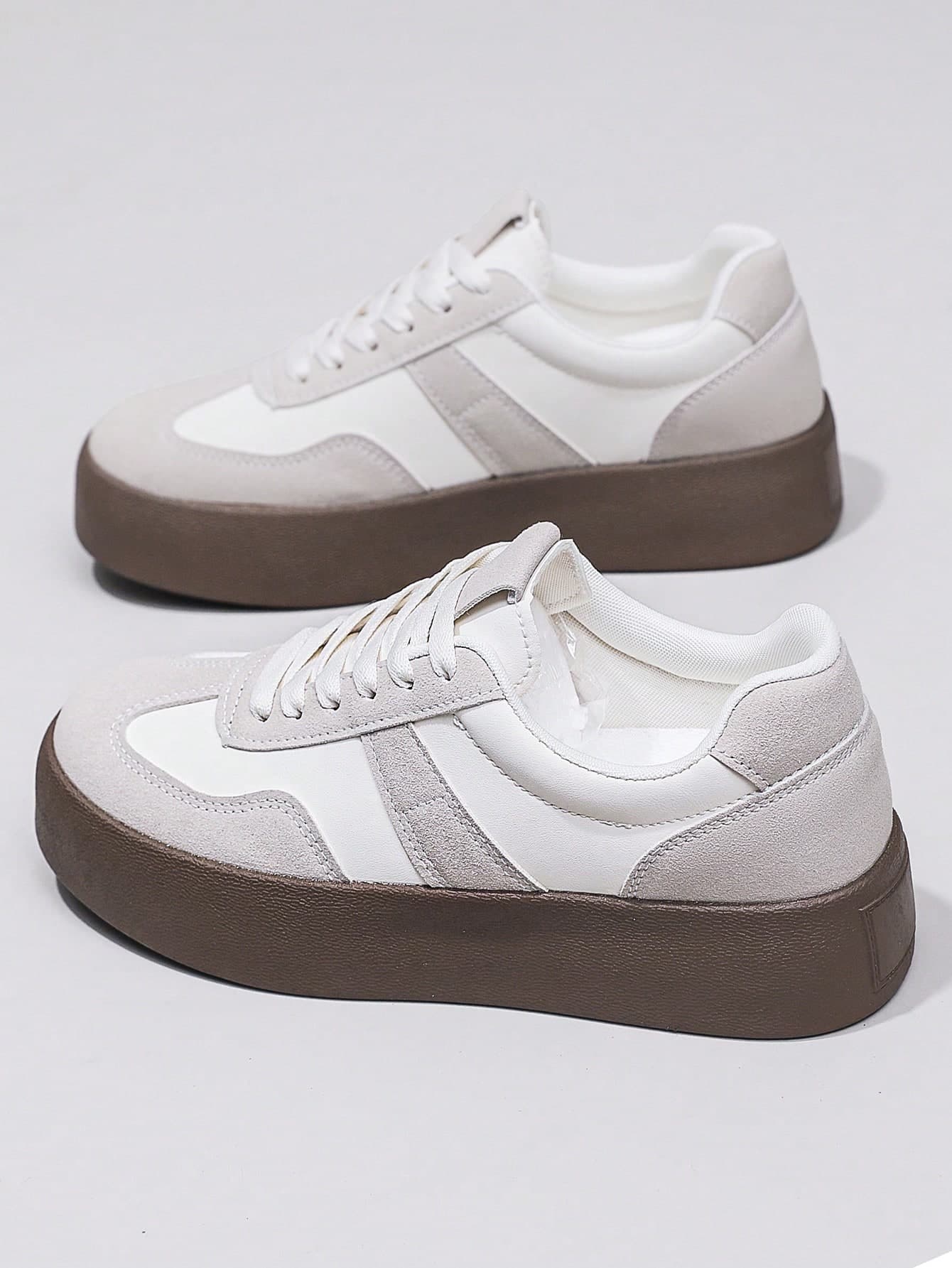 Flipark Beige And White Tennis Shoes, New Casual Women's Thick-Soled Tennis Sneakers, Comfortable And Stylish Women's Tank Top For Everyday Wear