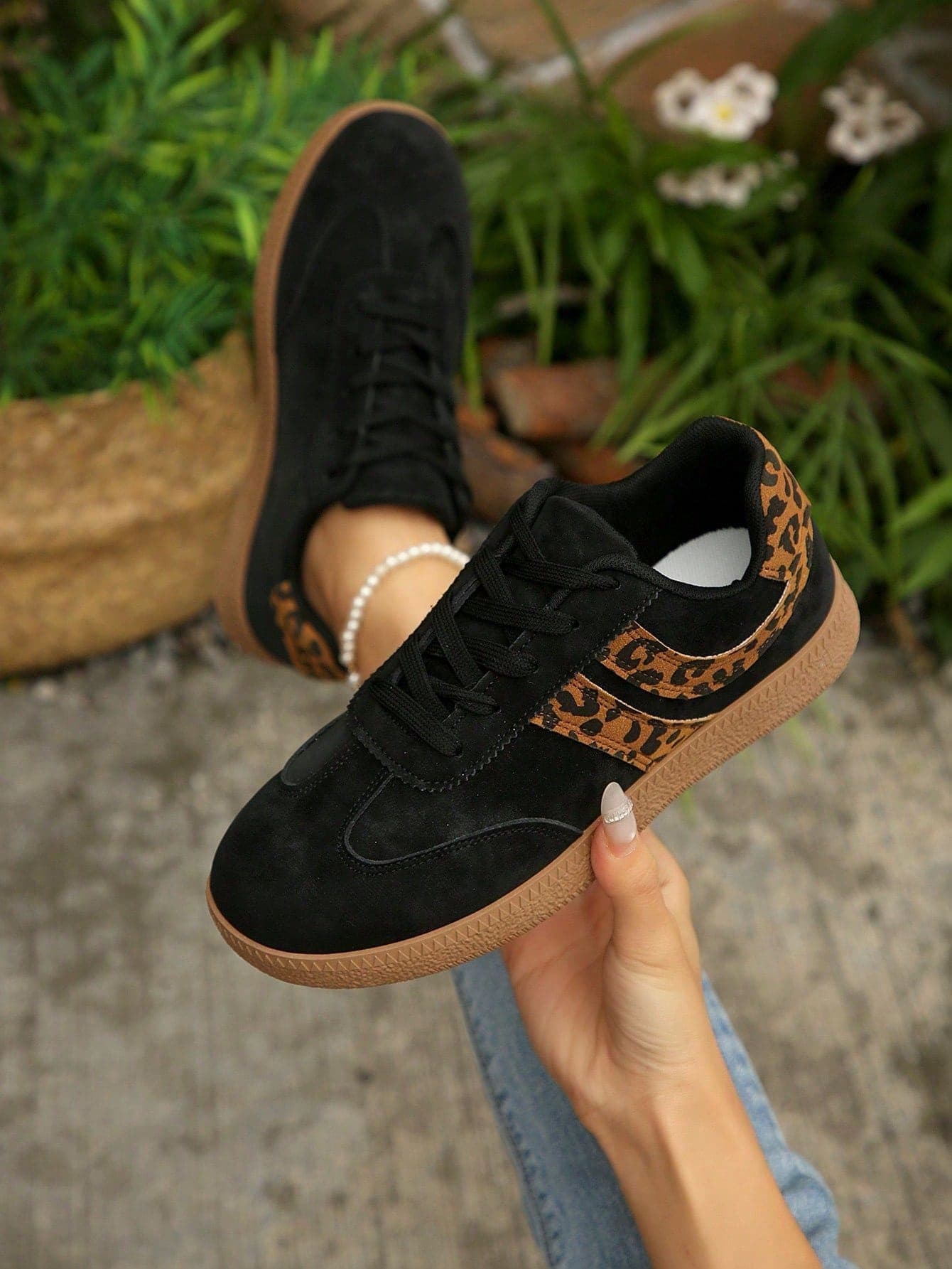 NOBLEARL 1 Pair Women's Casual Sports Shoes, Soft Sole, Versatile Lace-Up Running Shoes, Flat Round Toe Student Shoes