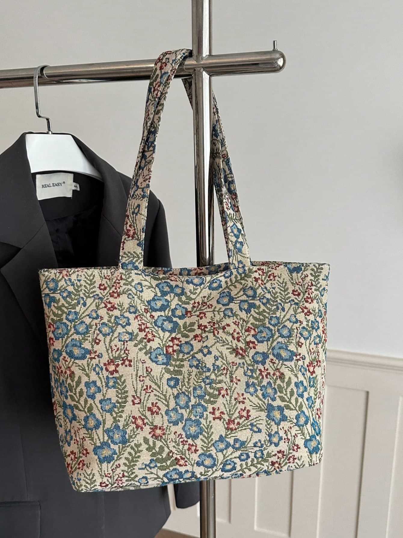 Strawberry Print Tote Bag, Cute Style, Fashionable Large Capacity, Versatile Shoulder Women's Bag, Ribbed
