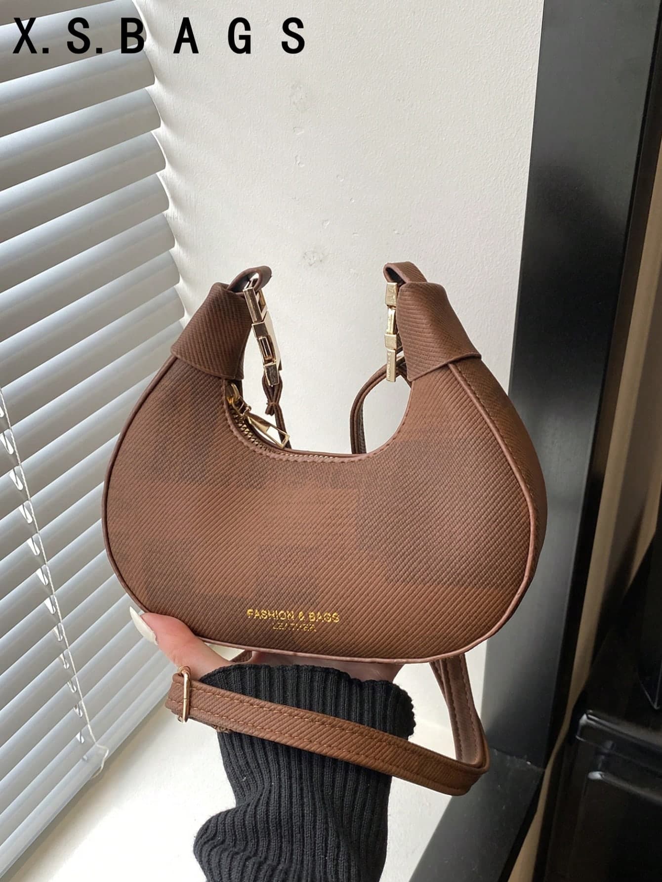 2026 New Fashion Underarm Bag Korean Style Casual Handheld Crescent Bag Minimalist Commuter Shoulder Crossbody Bag