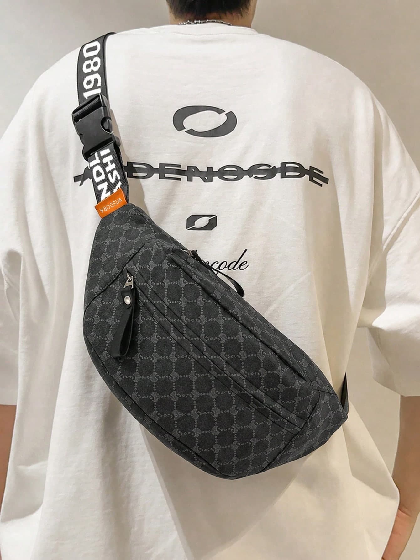 1pc Peach Tree Men's Casual Versatile Chest Bag Waist Pack, Fashion Minimalist Solid Color Monogram Letter Print, Adjustable Shoulder Strap, Zipper Closure, Crossbody, Lightweight Waterproof Nylon, Multi-Compartment, For Daily Commute, Sports, Travel, Streetwear