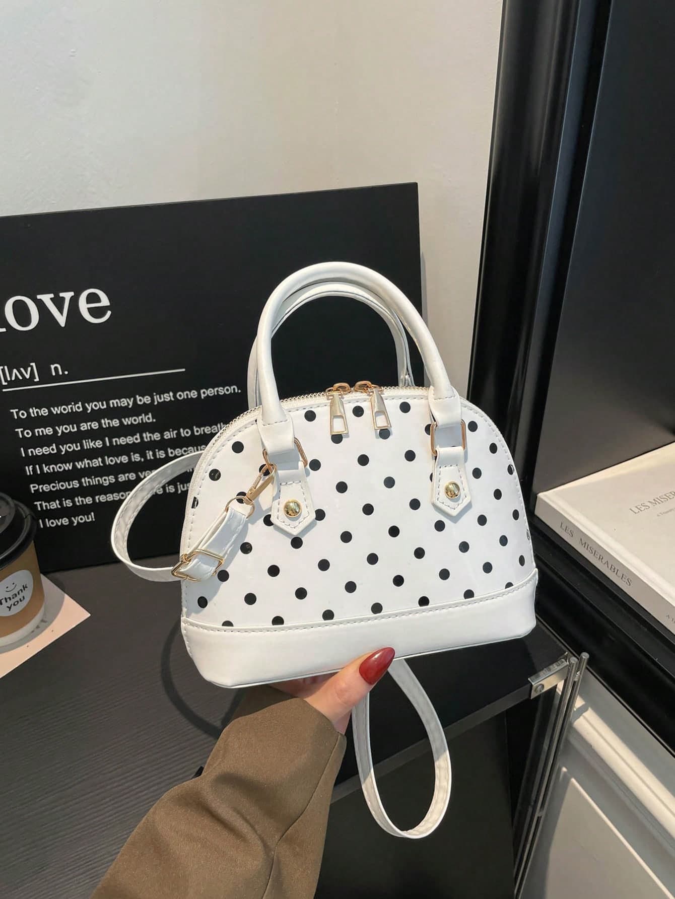 Vintage Shell Handbag Beautiful Women's Perfect Shoulder Bag