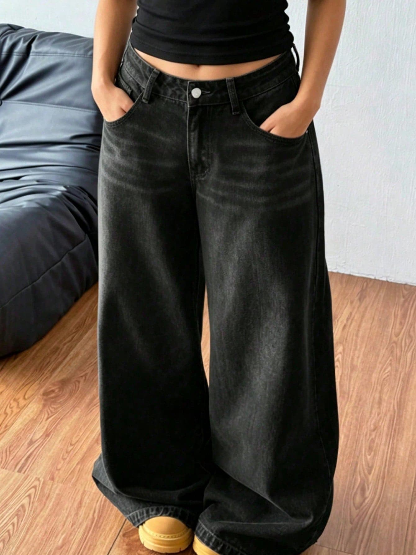 Teenagers' Fashionable Wide-Leg Black Casual Denim Jeans