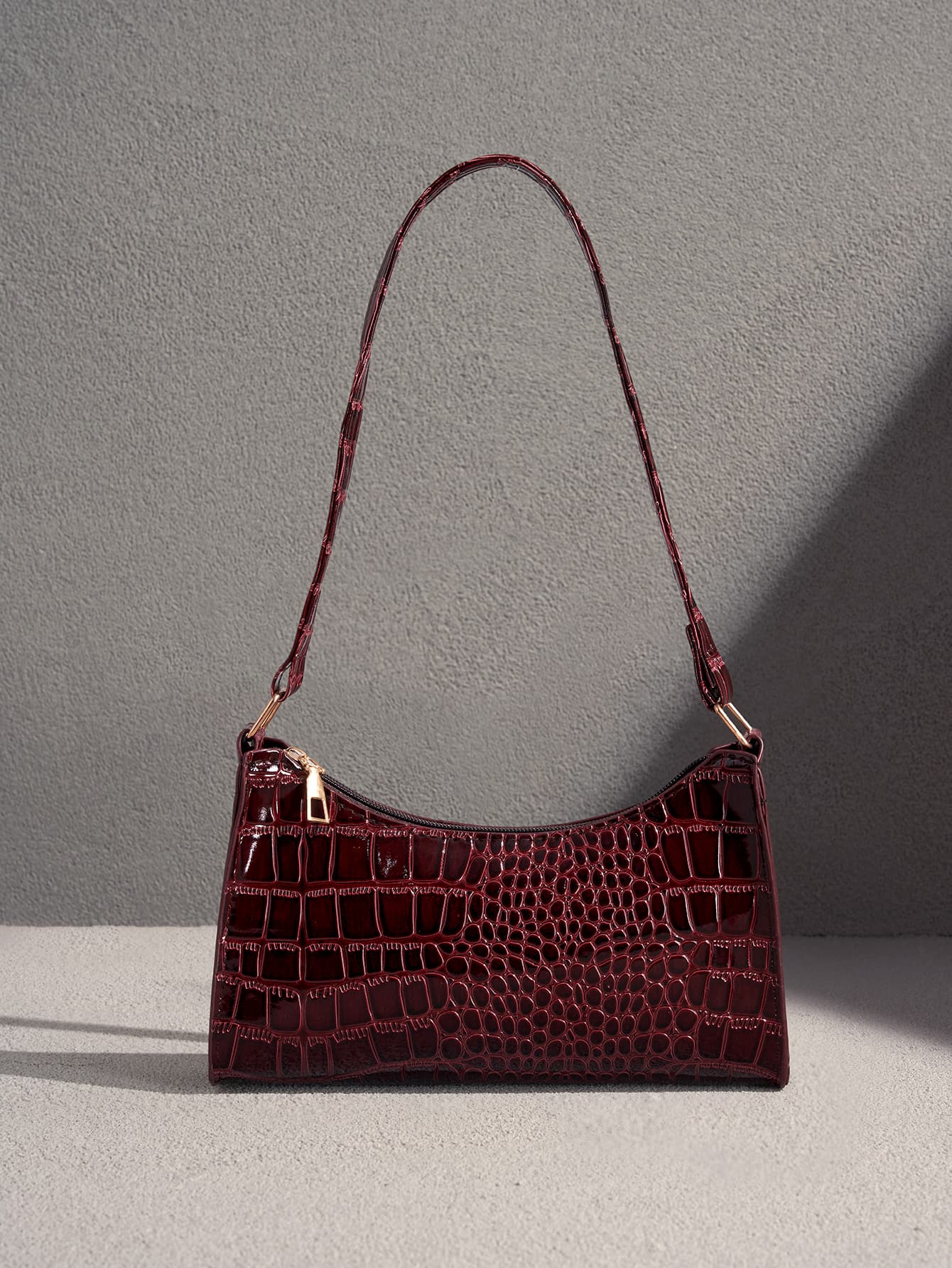 NobleVue Glamorous, Elegant, Exquisite Vacation, Old Money Portable Minimalist Crocodile Embossed Bag For Teen Girls Women College Students, White-Collar Workers, Rookies & White-Collar Workers Perfect For Office, Perfect For Outdoors, Perfect For Party, Prom, Dinner, Wedding, Work, Business, Commute, Fashionable Burgundy Bag, Animal Print Women Bag , Red Bag, Holiday