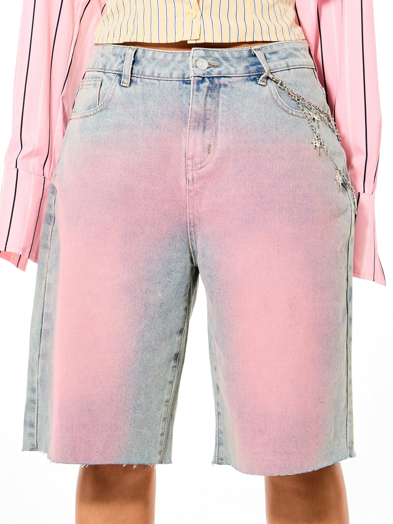 SUMWON Plus Size Acid Wash Denim Bermuda Shorts With Chain Detail Raw Hem Longline Summer Festival Style