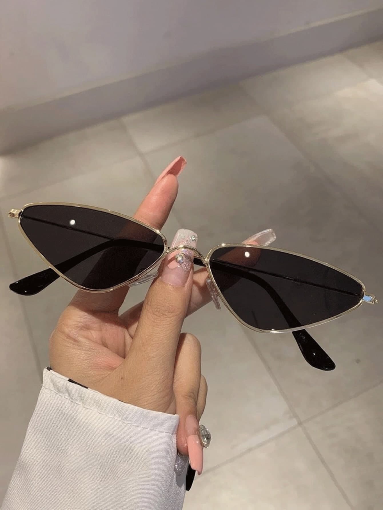 1pc Triangle Ocean Slice Small Frame Street Style Metal Fashion Glasses