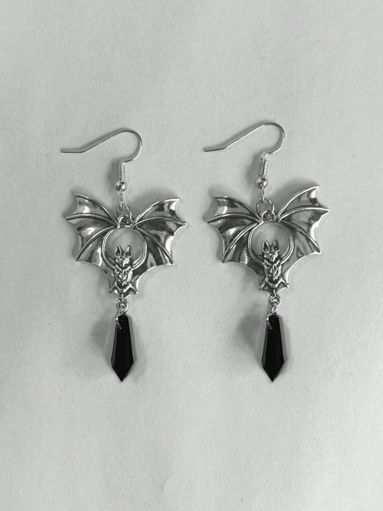 1 Pair Goth/Punk Style Black Crystal Bat Earrings, Suitable For Women Everyday Wear