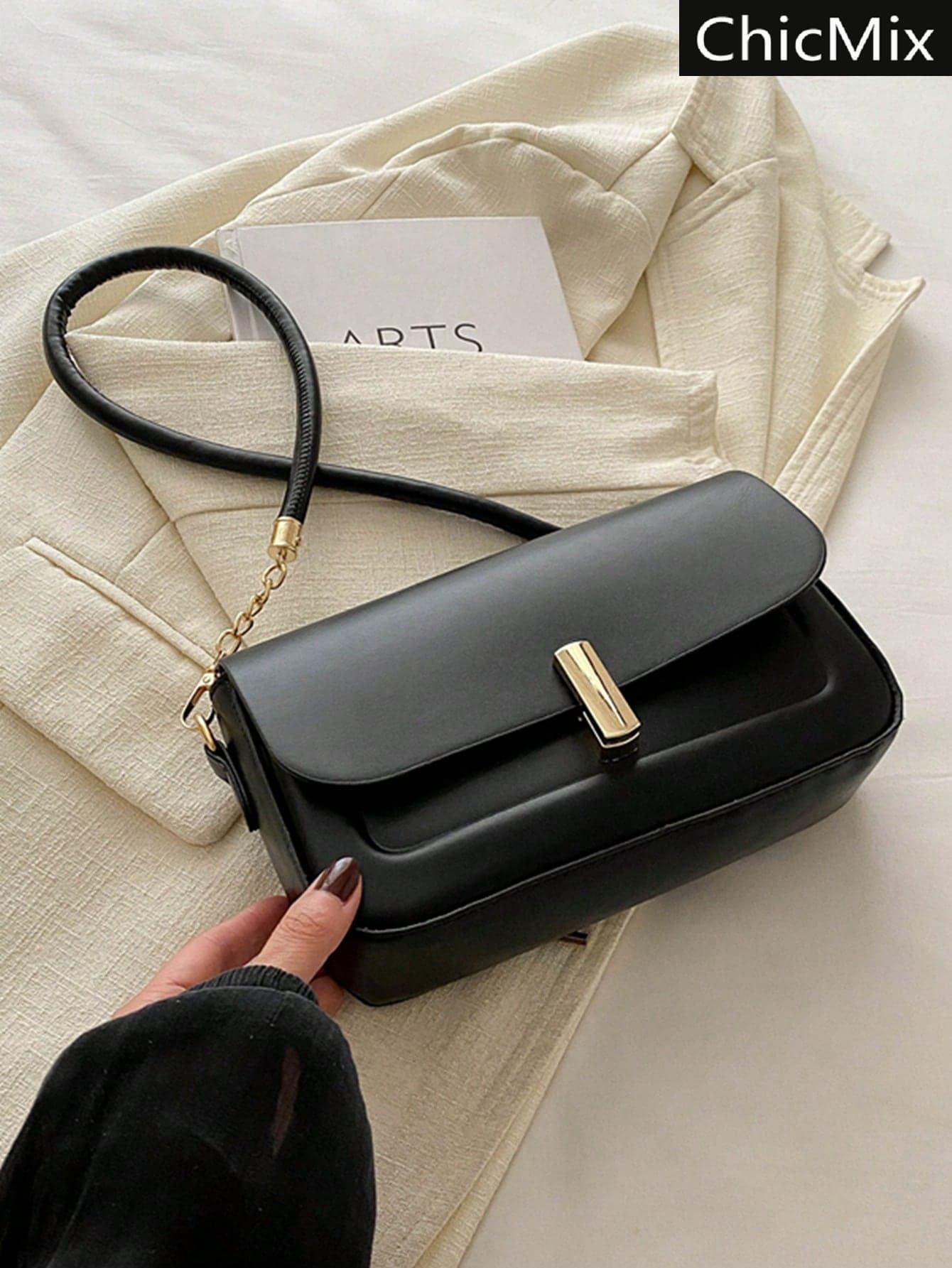 This Fashionable, Casual And Minimalist Chain Underarm Flip-Cover Shoulder Bag Is Suitable For Shopping, Carrying Wallets, And Is Especially Suitable For Young Women, College Students, Career Starters, And White-Collar Professionals. It Is Also Very Suitable For Office, University Campus, Work, Business Travel, Commuting, Outdoor Travel And Hiking Occasions.